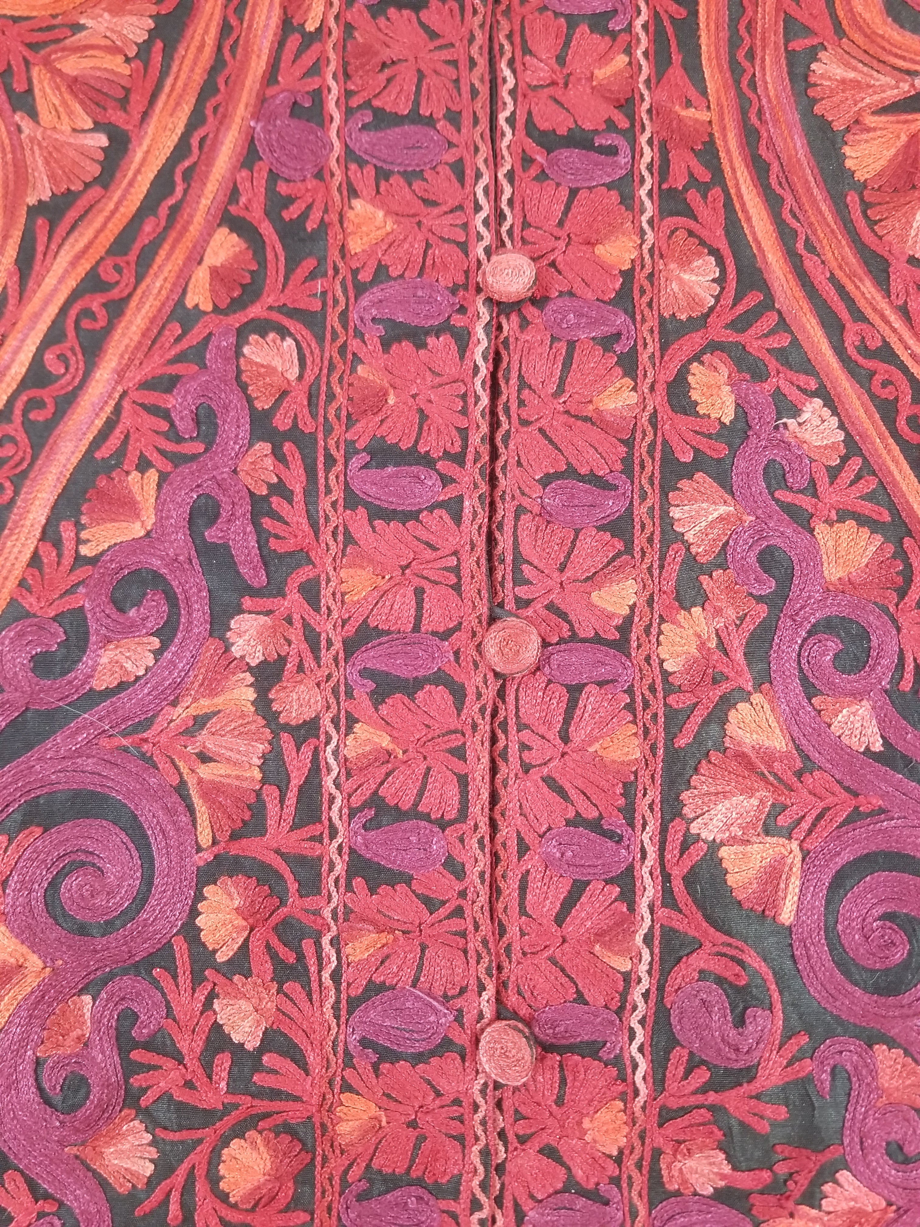 Vintage Traditional Kashmiri Crewel Embroidered Paisley Wool Coat