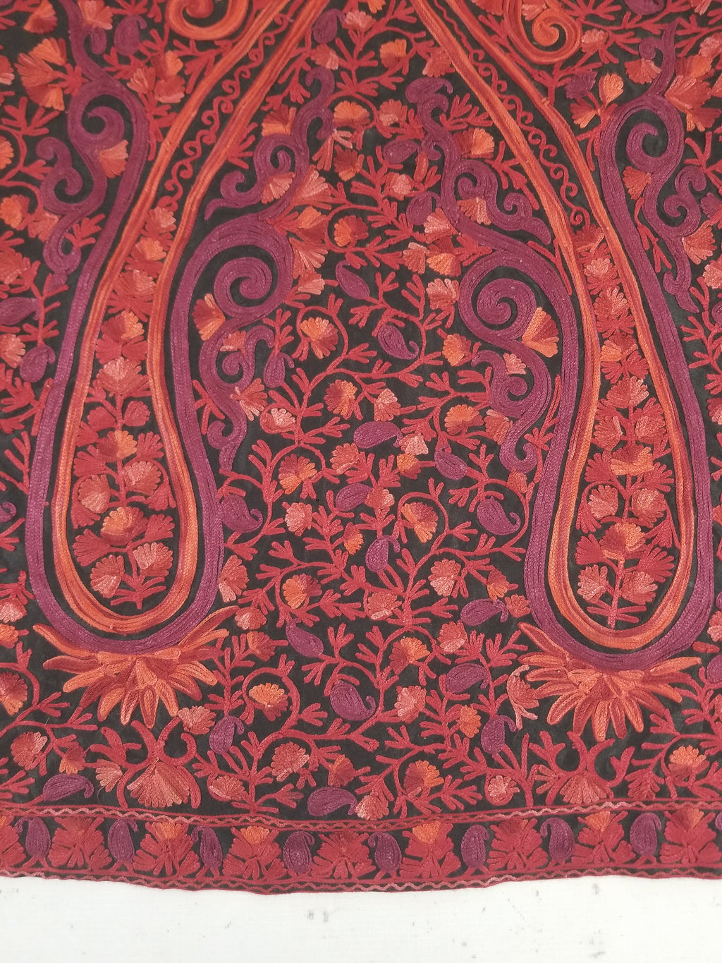 Vintage Traditional Kashmiri Crewel Embroidered Paisley Wool Coat