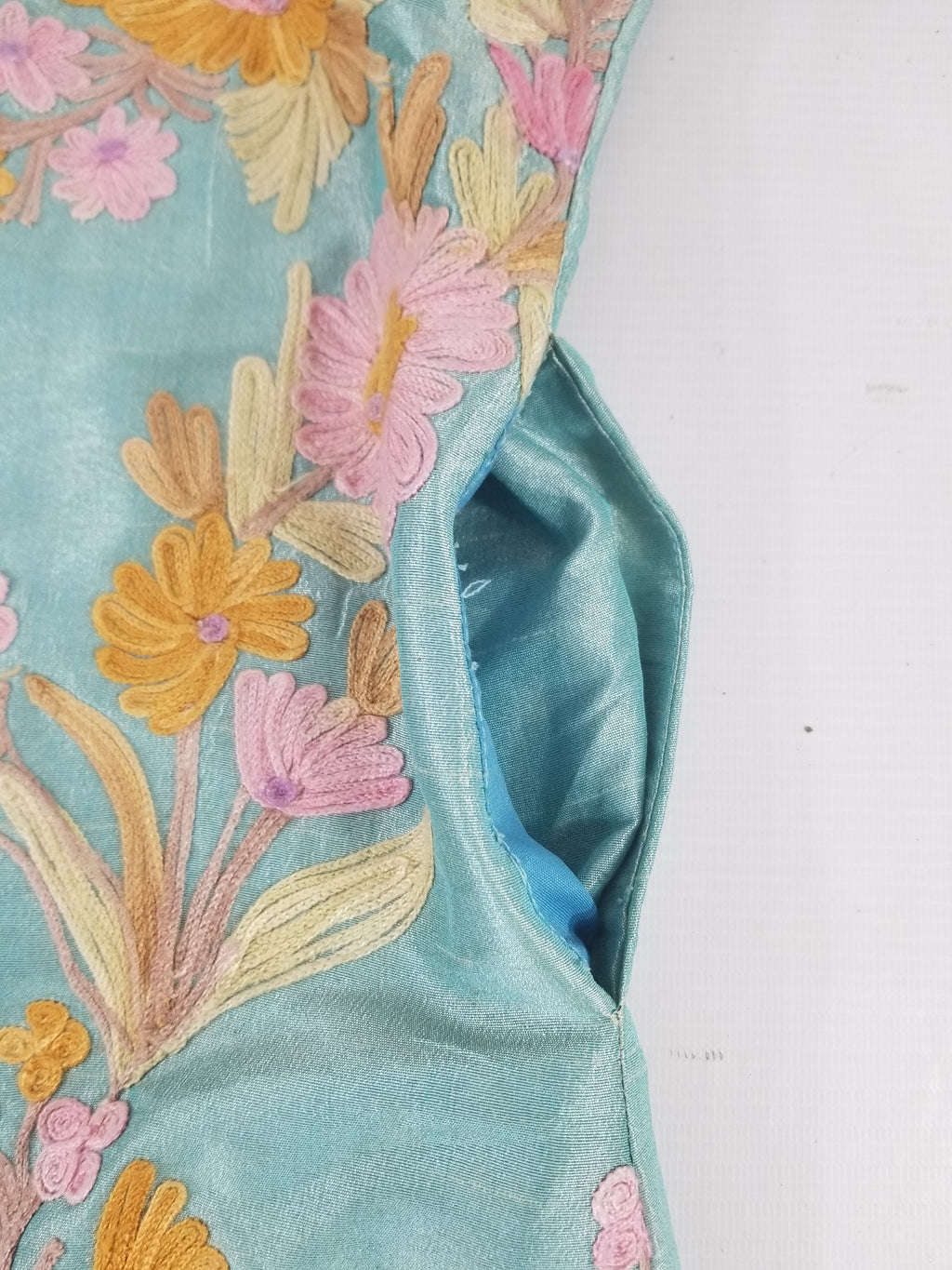 Vintage Traditional Kashmiri Crewel Embroidered Floral Silk Coat