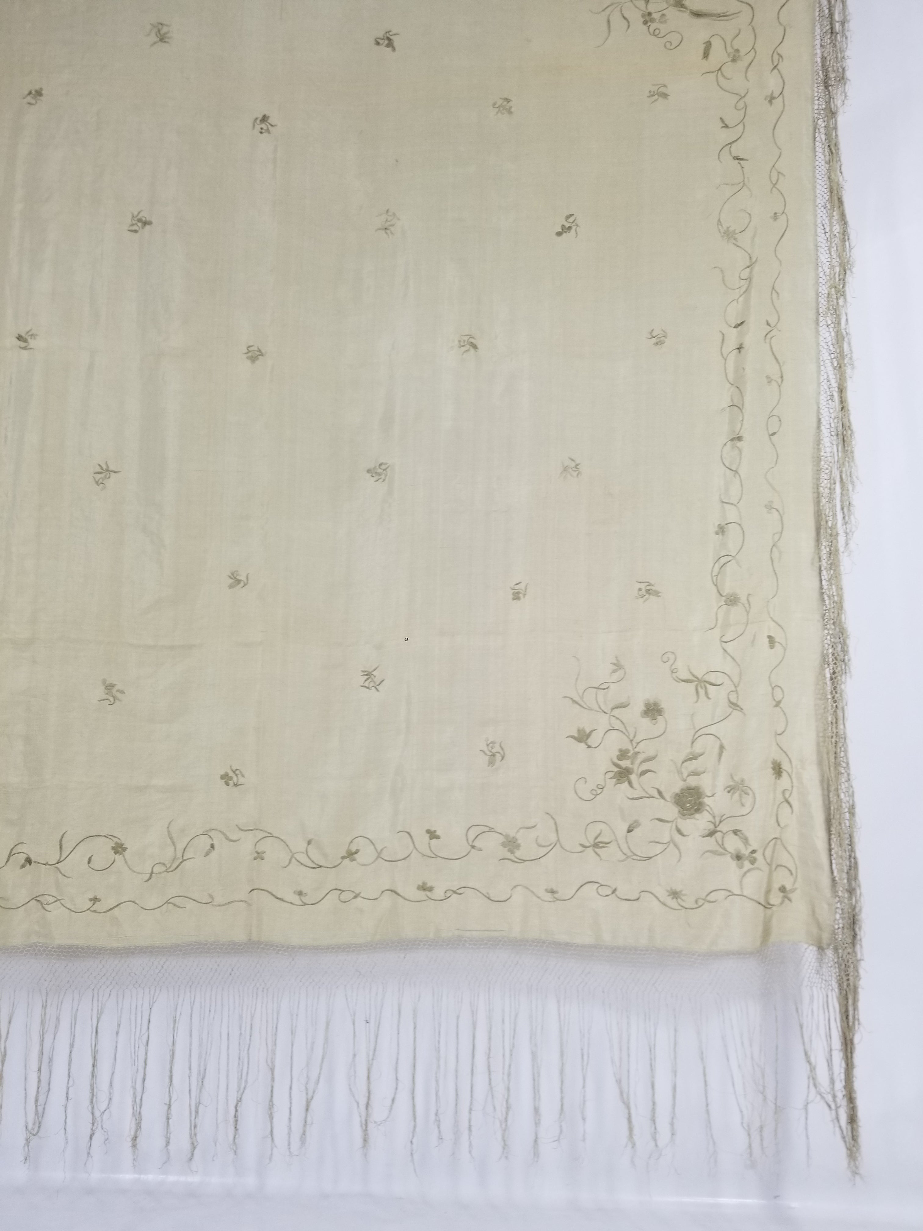 Antique Chinese Silk Hand Embroidered Floral Elizabeth Piano Shawl 168x162cm