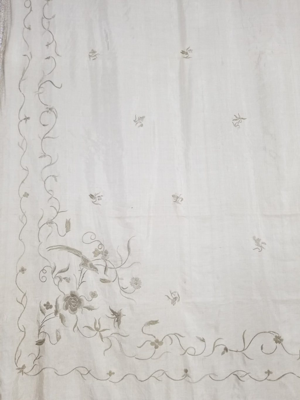 Antique Chinese Silk Hand Embroidered Floral Elizabeth Piano Shawl 168x162cm