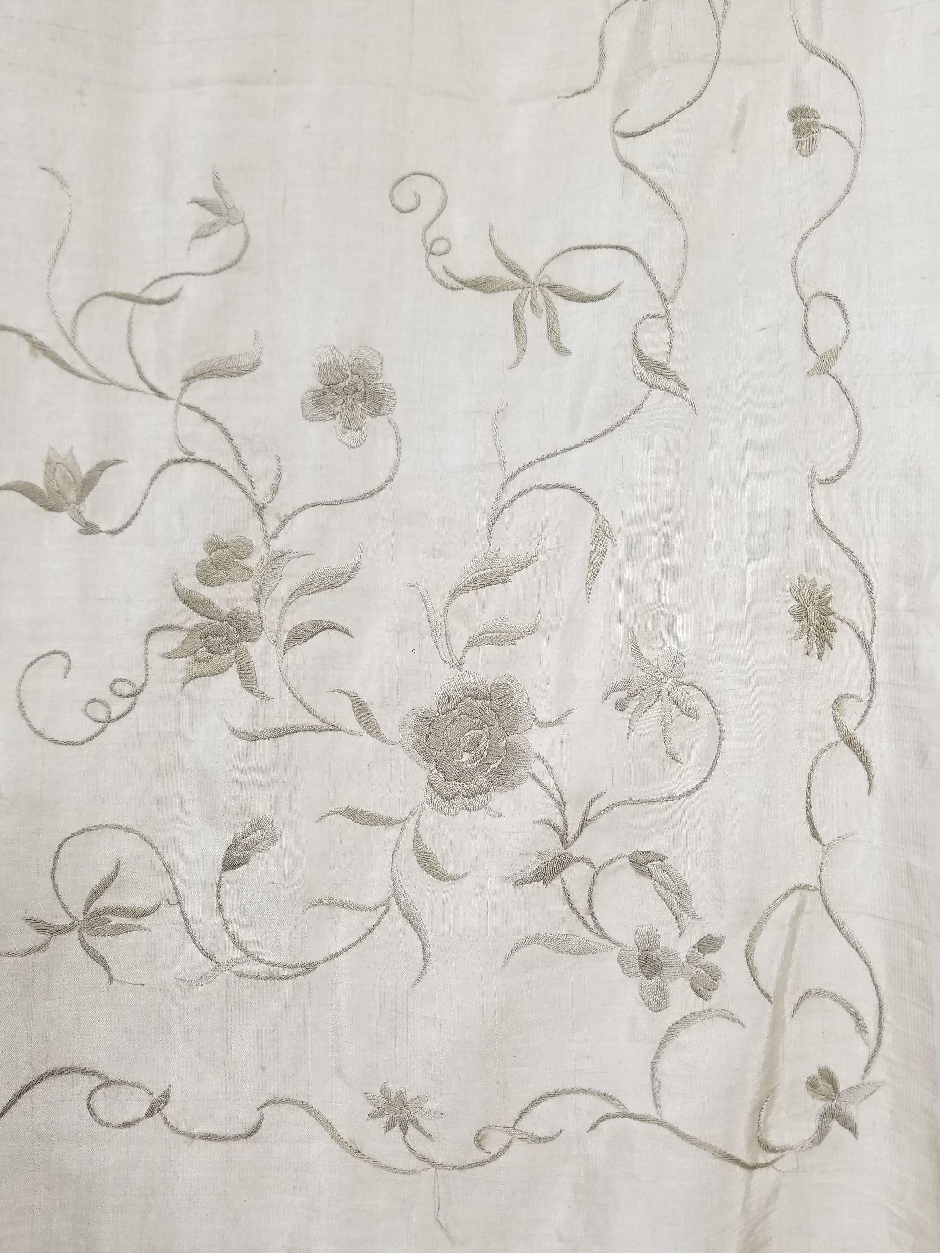 Antique Chinese Silk Hand Embroidered Floral Elizabeth Piano Shawl 168x162cm