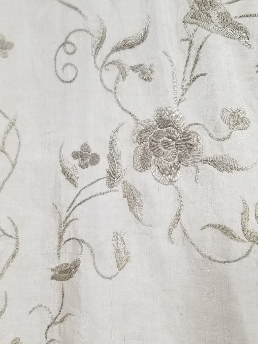 Antique Chinese Silk Hand Embroidered Floral Elizabeth Piano Shawl 168x162cm