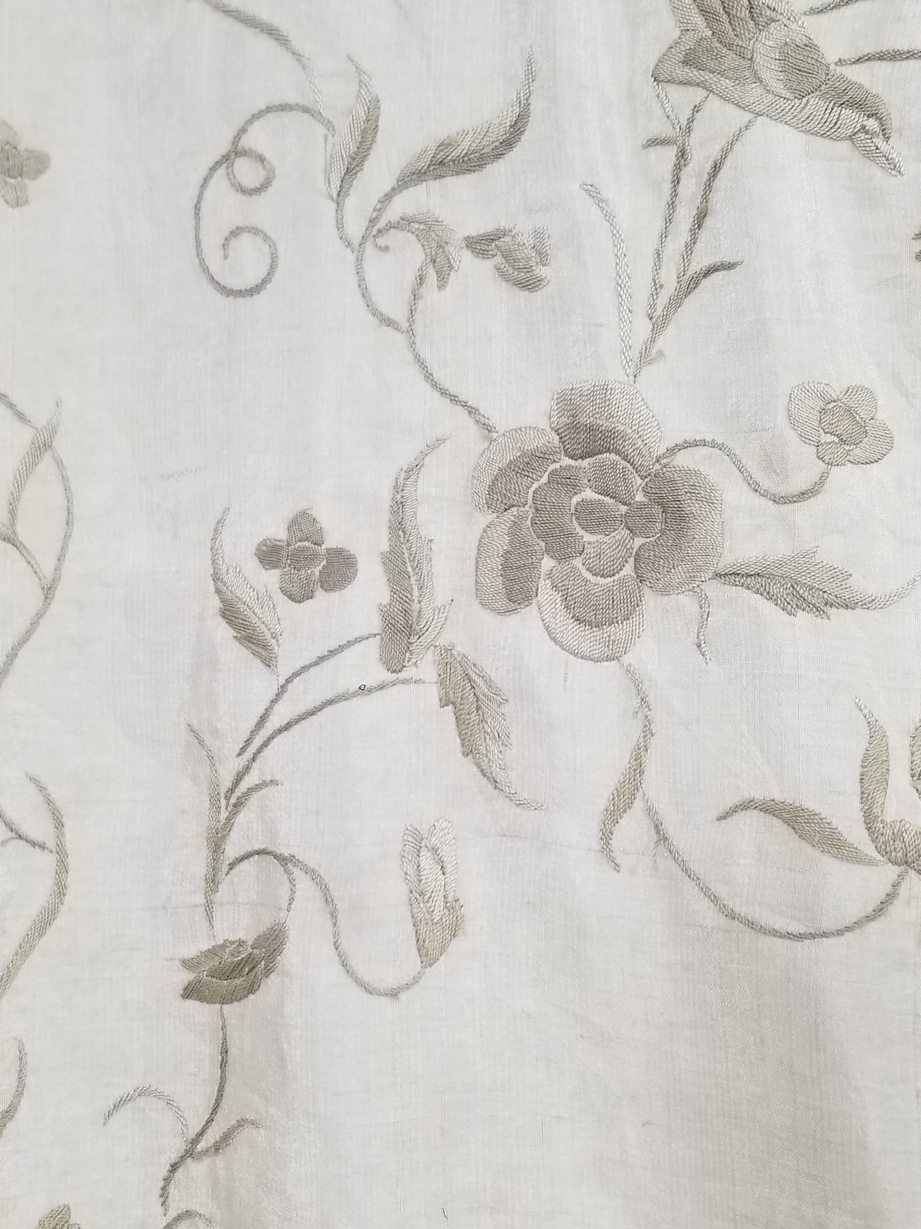 Antique Chinese Silk Hand Embroidered Floral Elizabeth Piano Shawl 168x162cm