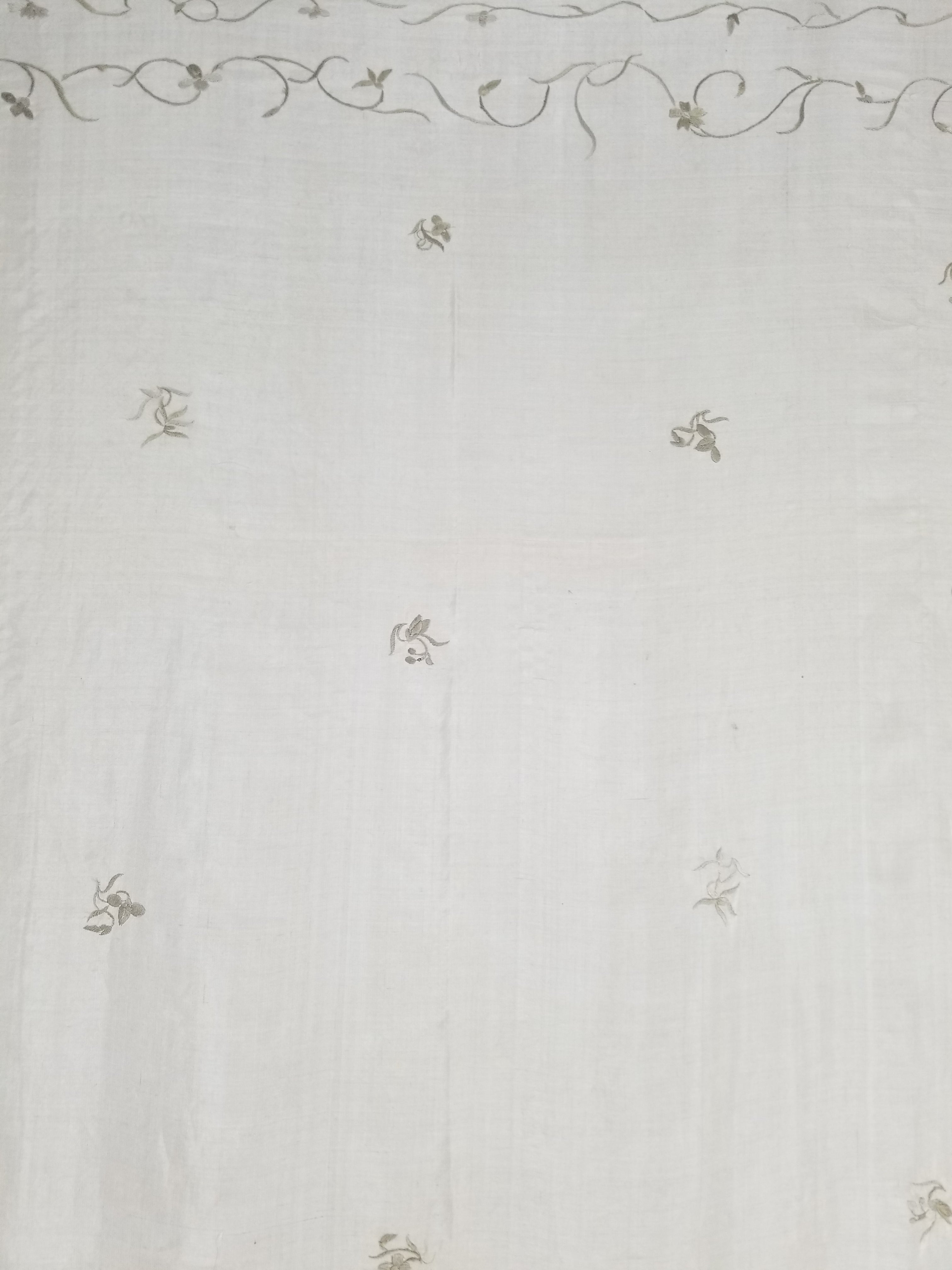 Antique Chinese Silk Hand Embroidered Floral Elizabeth Piano Shawl 168x162cm