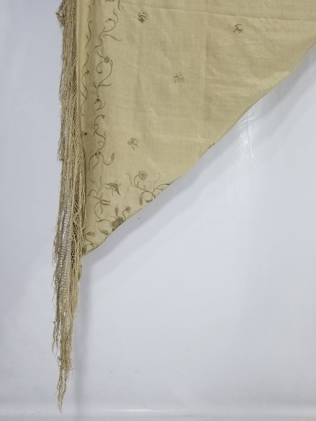 Antique Chinese Silk Hand Embroidered Floral Elizabeth Piano Shawl 168x162cm
