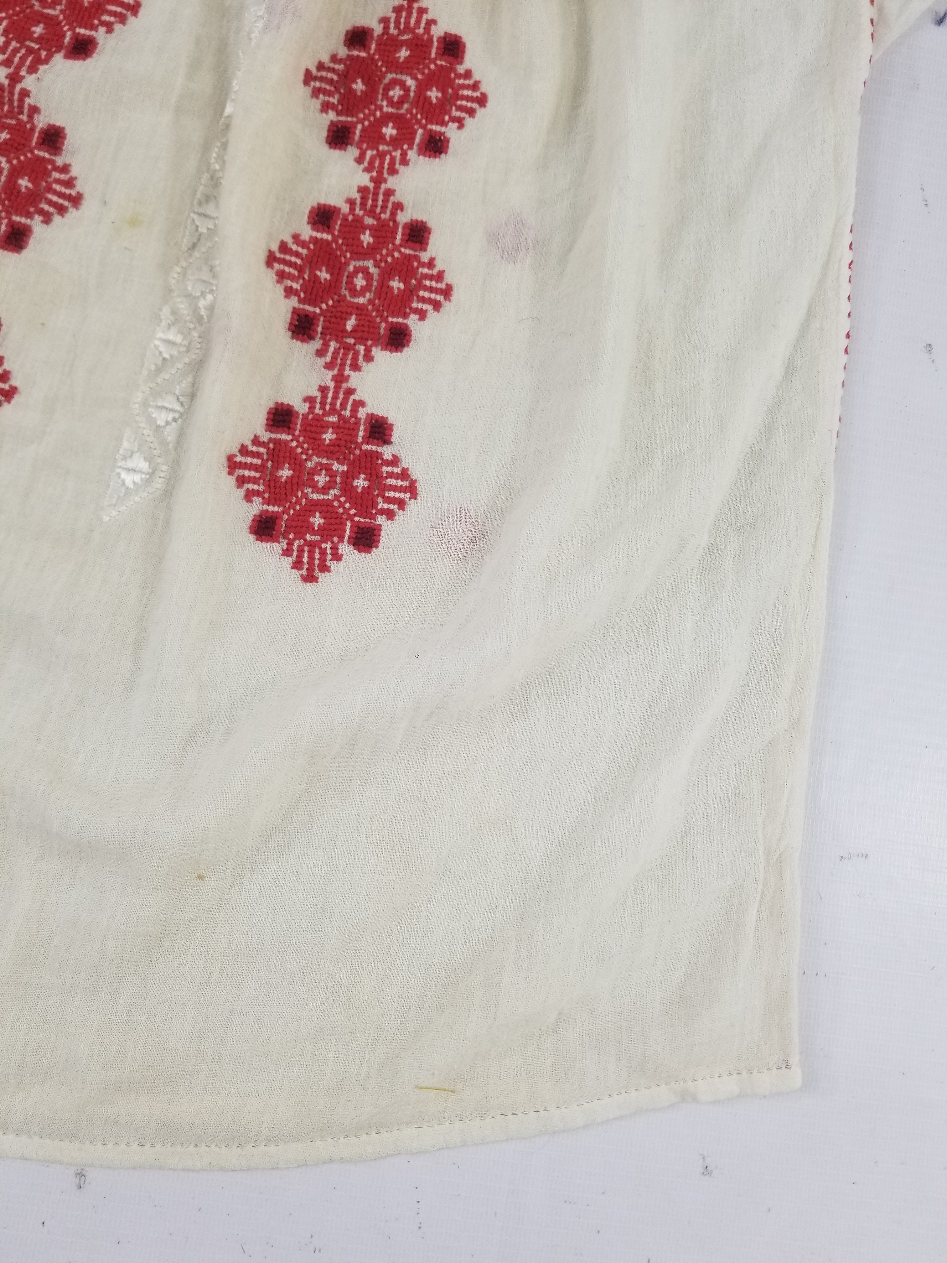Vintage Romanian Vyshyvanka Embroidered Peasant Blouse
