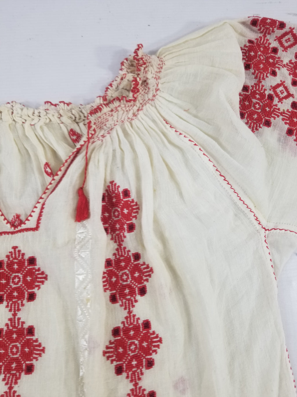 Vintage Romanian Vyshyvanka Embroidered Peasant Blouse