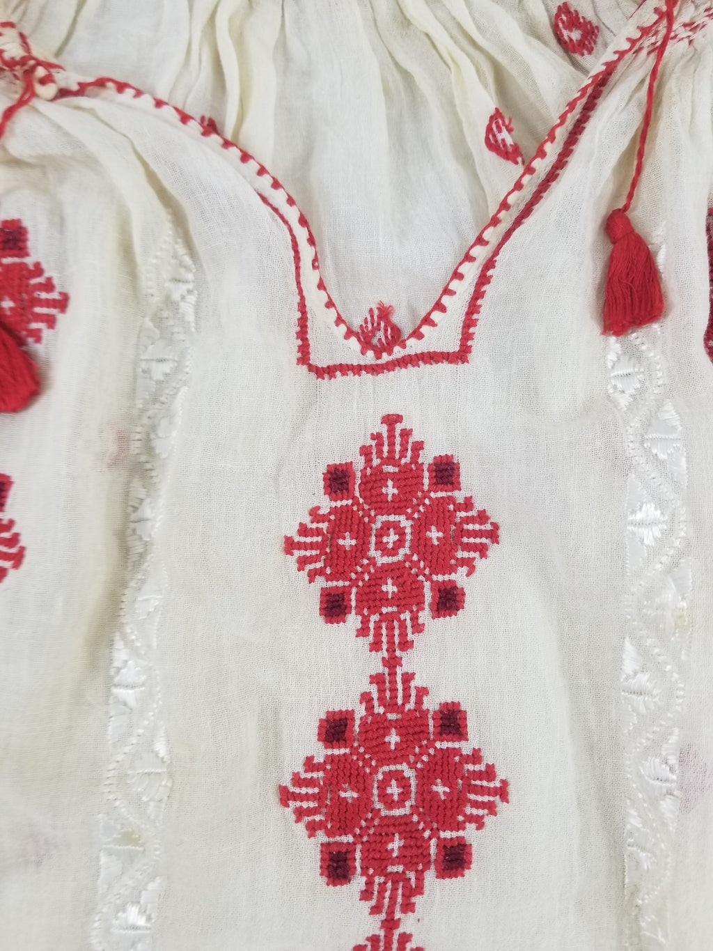 Vintage Romanian Vyshyvanka Embroidered Peasant Blouse
