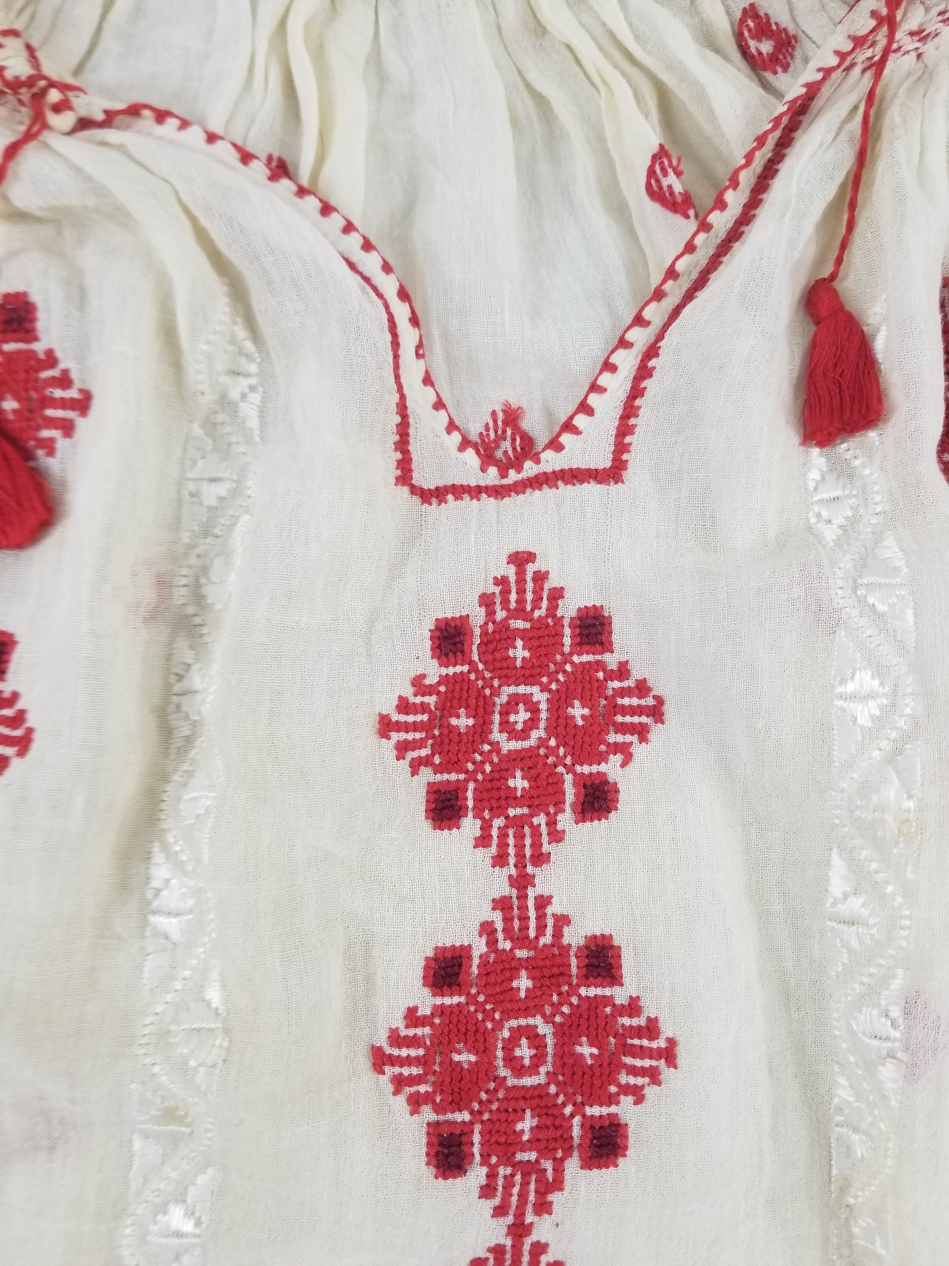 Vintage Romanian Vyshyvanka Embroidered Peasant Blouse