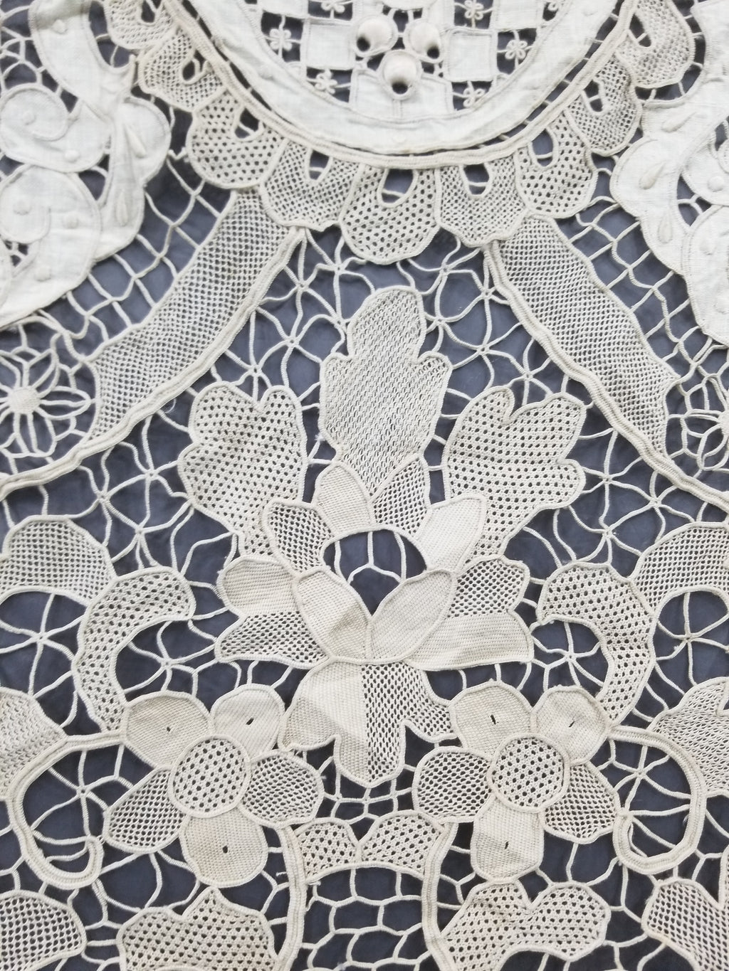 Vintage French Point de Venise Needlelace Tablecloth 262x217cm