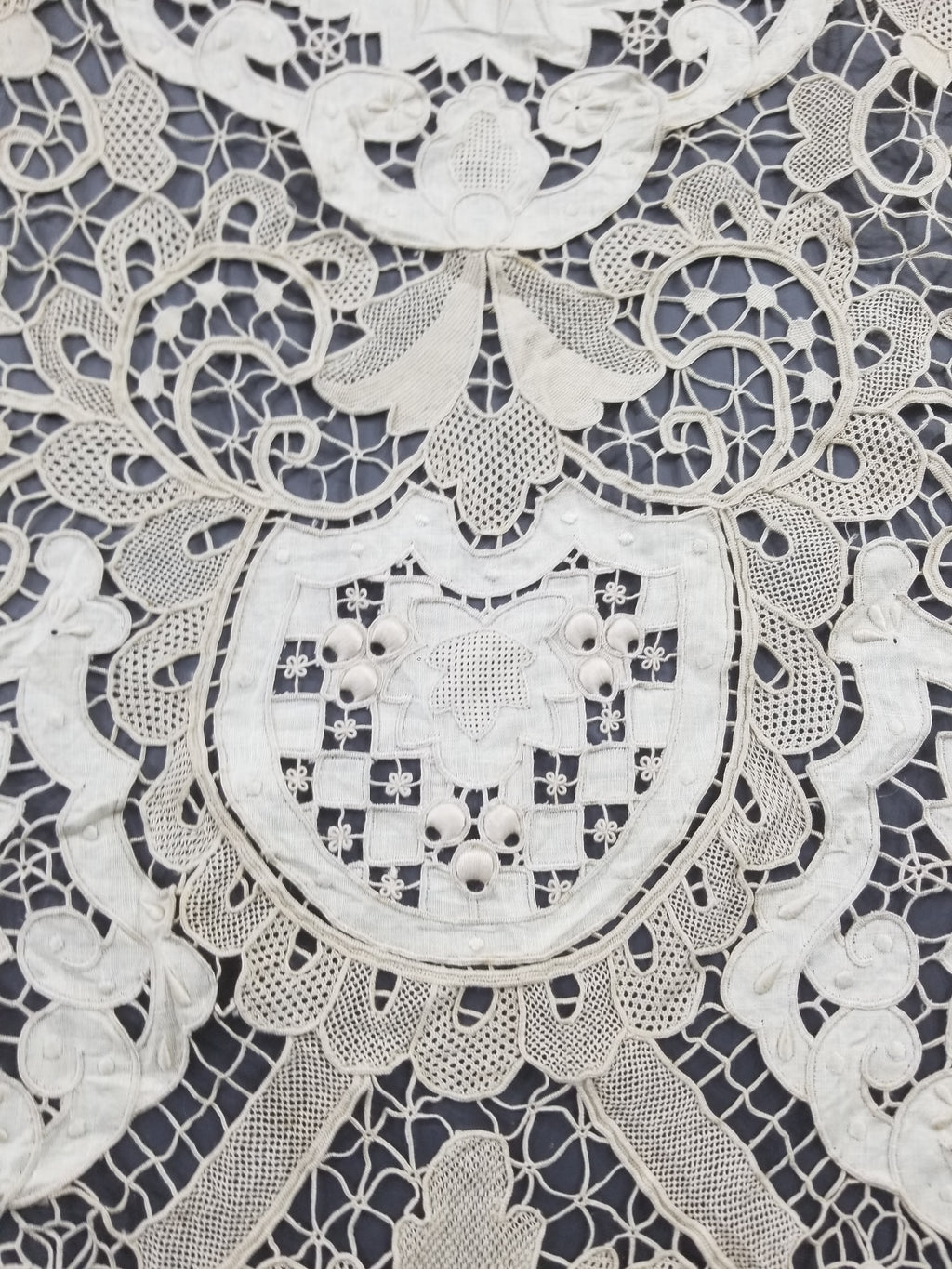 Vintage French Point de Venise Needlelace Tablecloth 262x217cm