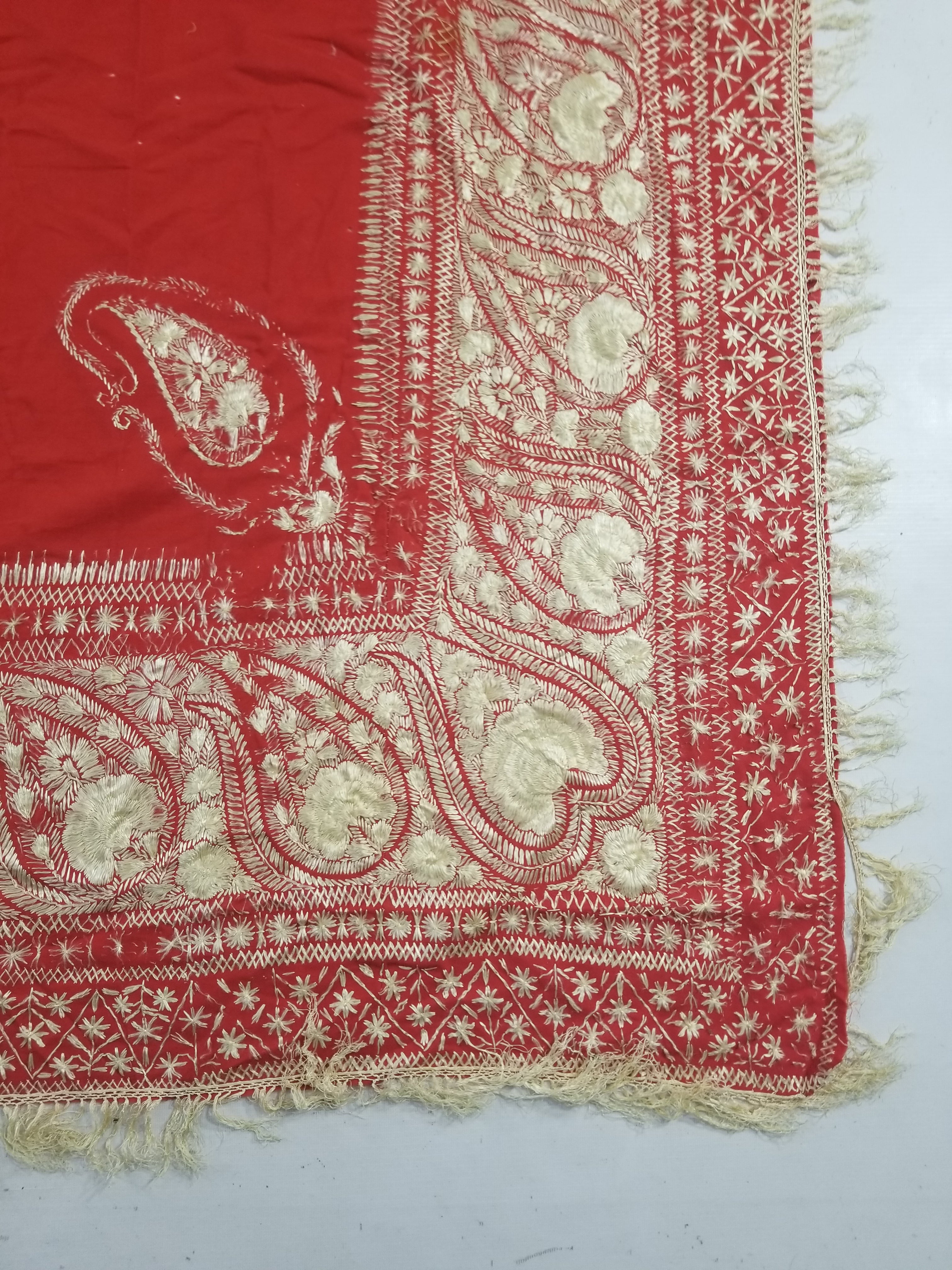 Antique Traditional Indian Kashmiri Hand Embroidered Paisley Shawl 170x160cm