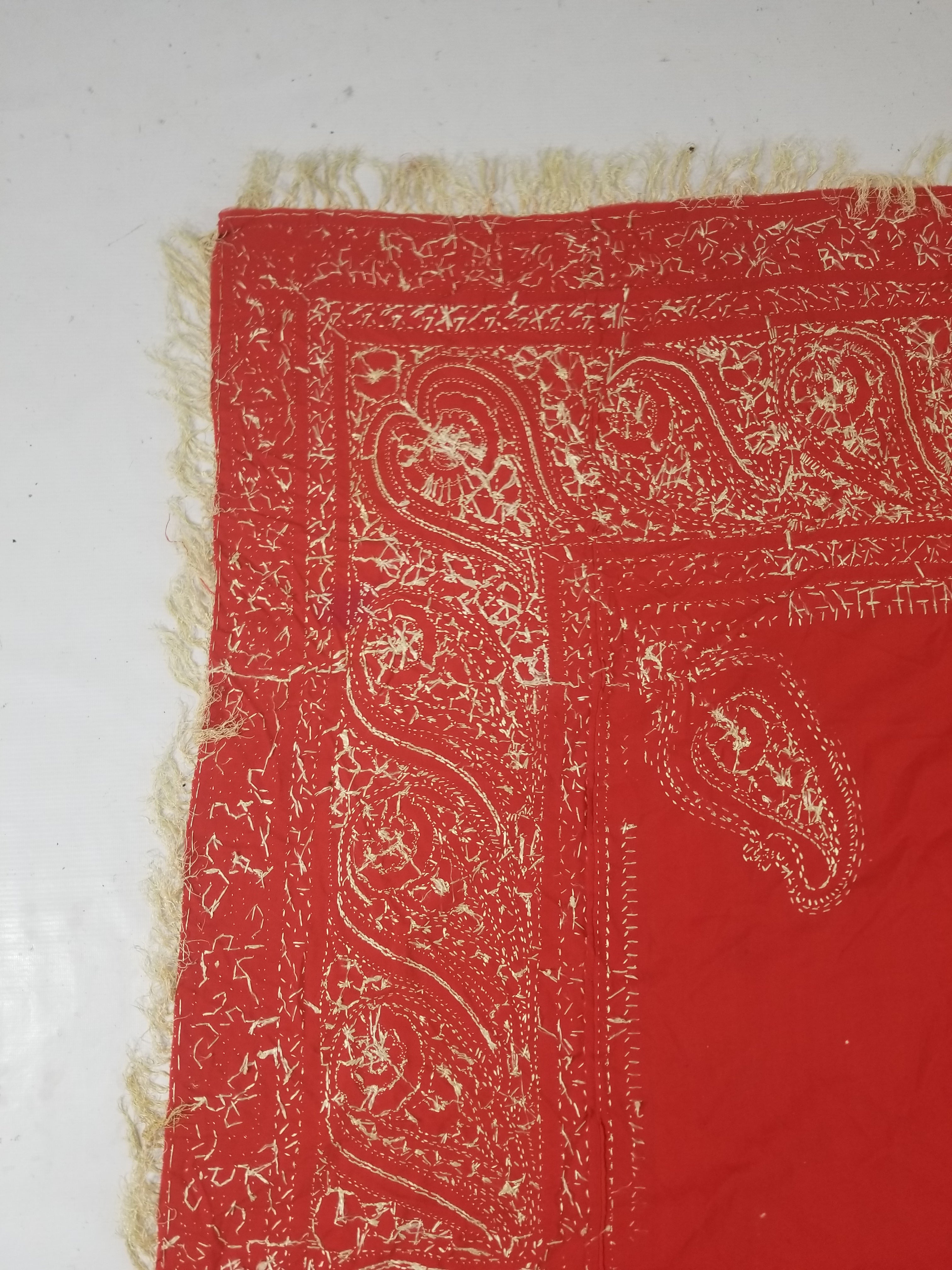 Antique Traditional Indian Kashmiri Hand Embroidered Paisley Shawl 170x160cm