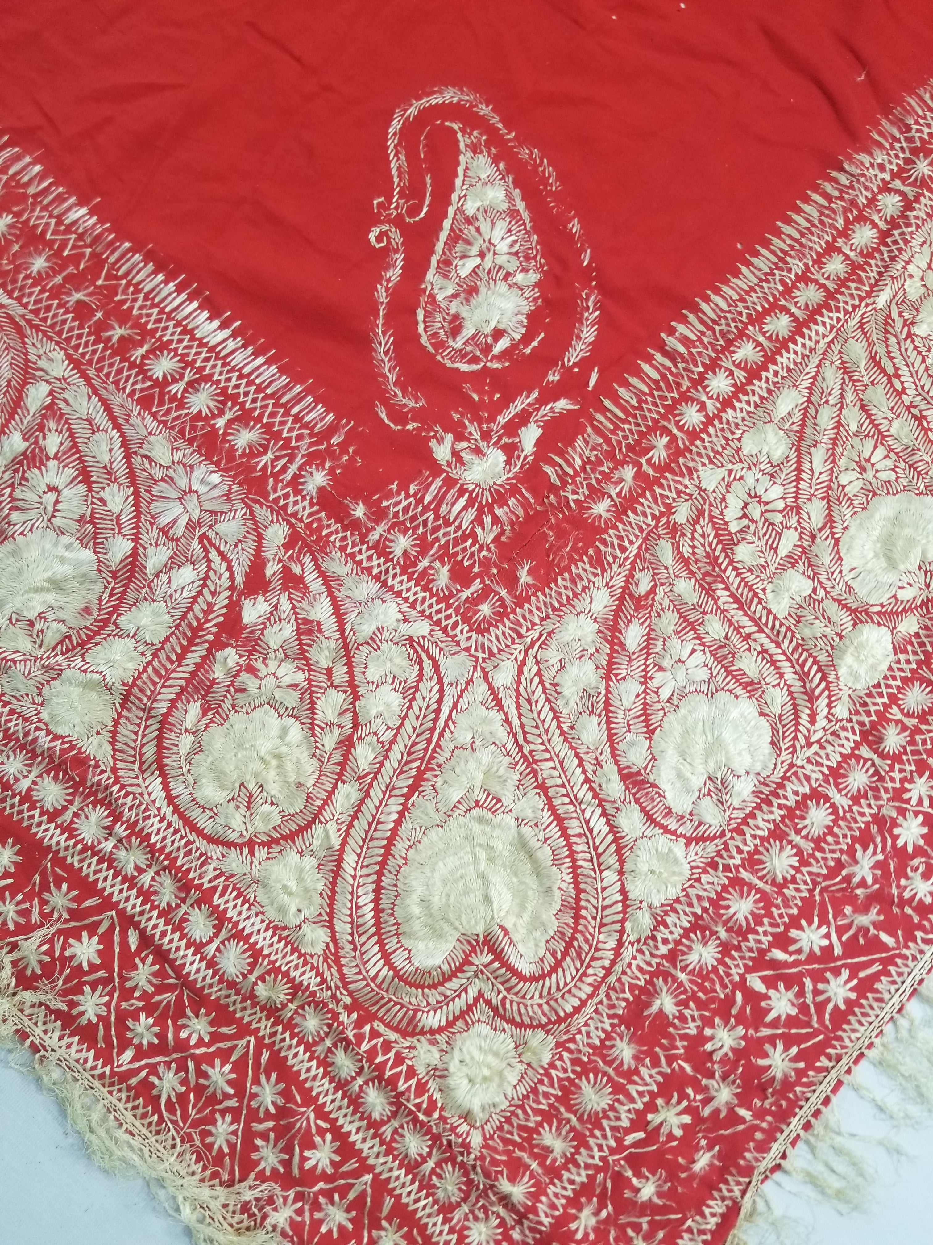 Antique Traditional Indian Kashmiri Hand Embroidered Paisley Shawl 170x160cm