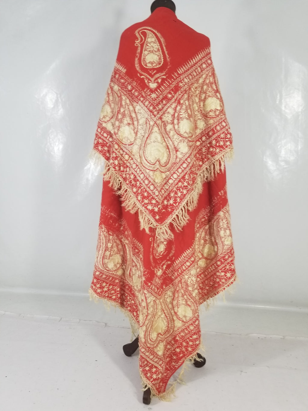 Antique Traditional Indian Kashmiri Hand Embroidered Paisley Shawl 170x160cm
