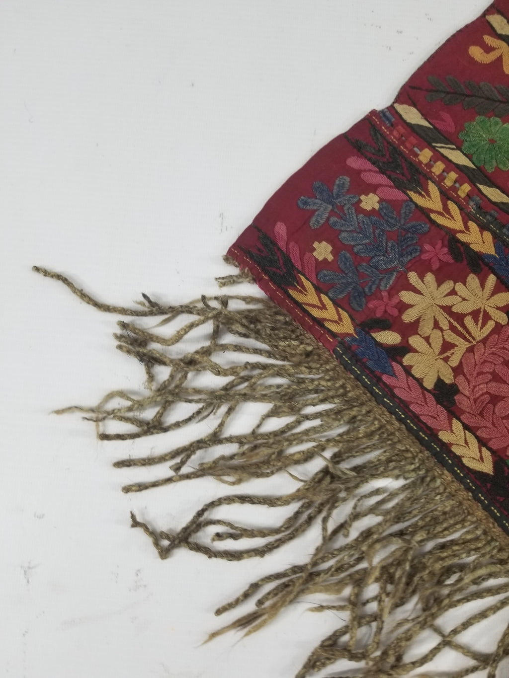 Antique Traditionl Uzbek Lakai Embroidered Floral Wall Hanging/Shawl 66x66cm