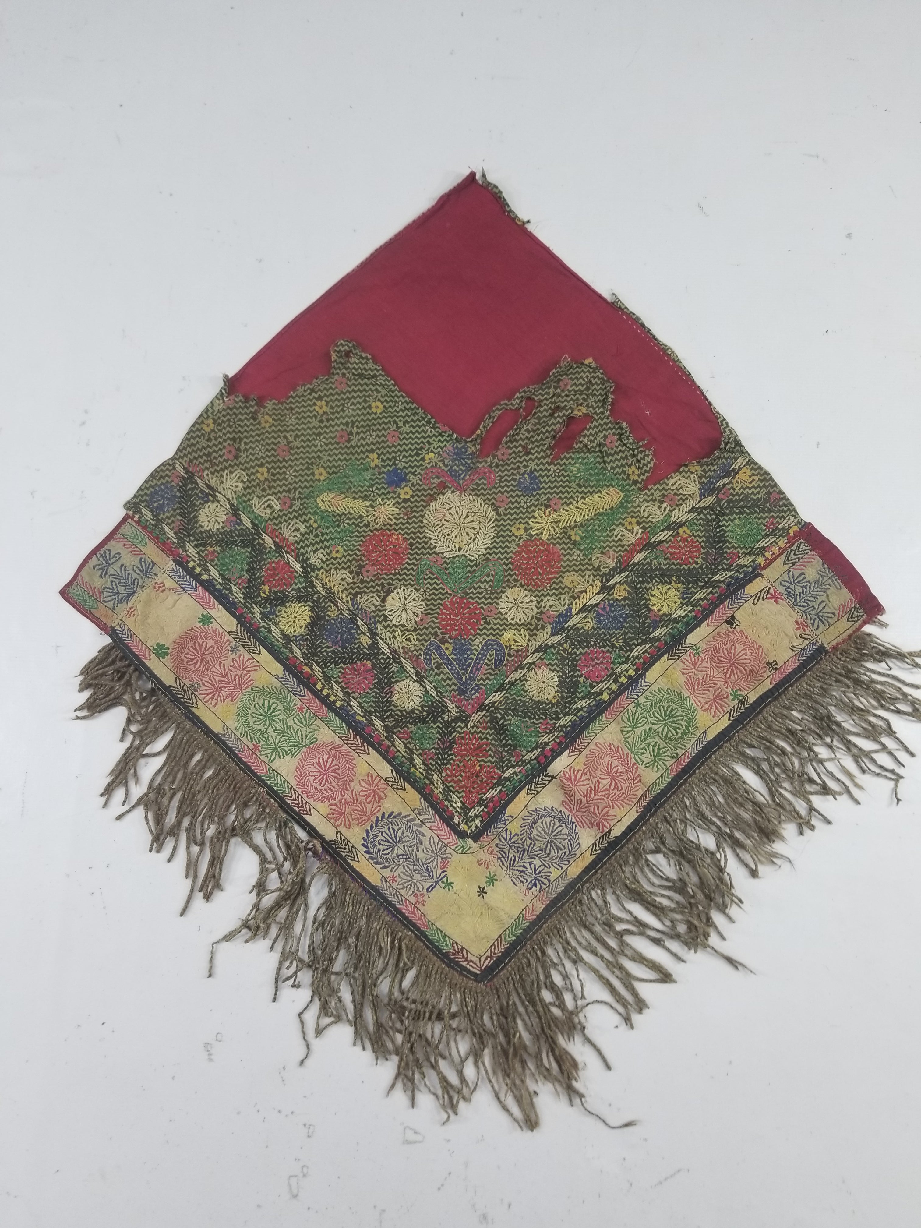 Antique Traditionl Uzbek Lakai Embroidered Floral Wall Hanging/Shawl 66x66cm