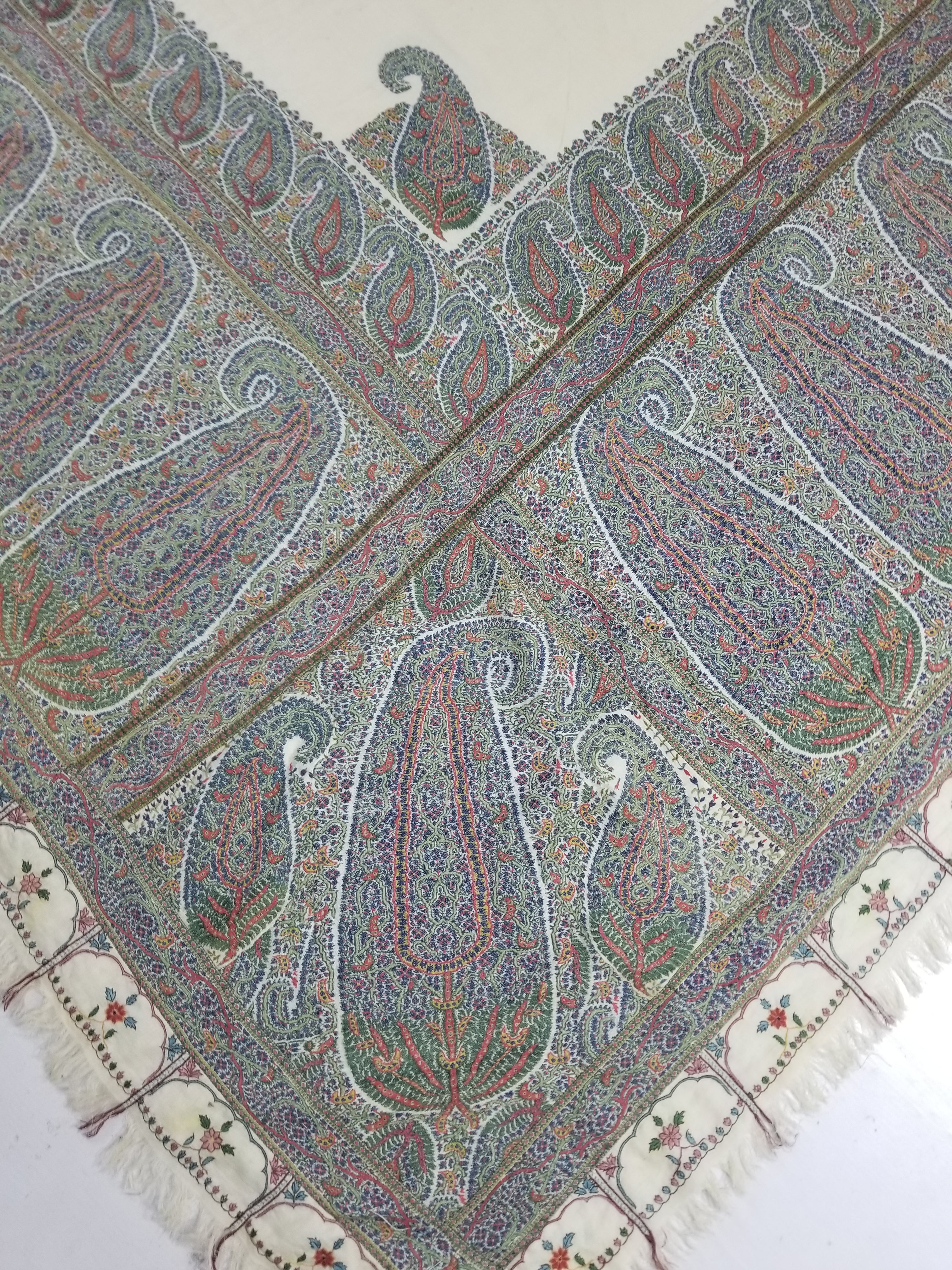 Antique Traditional Indian Kashmiri Paisley Jamawar Style Wool Shawl 170x163cm