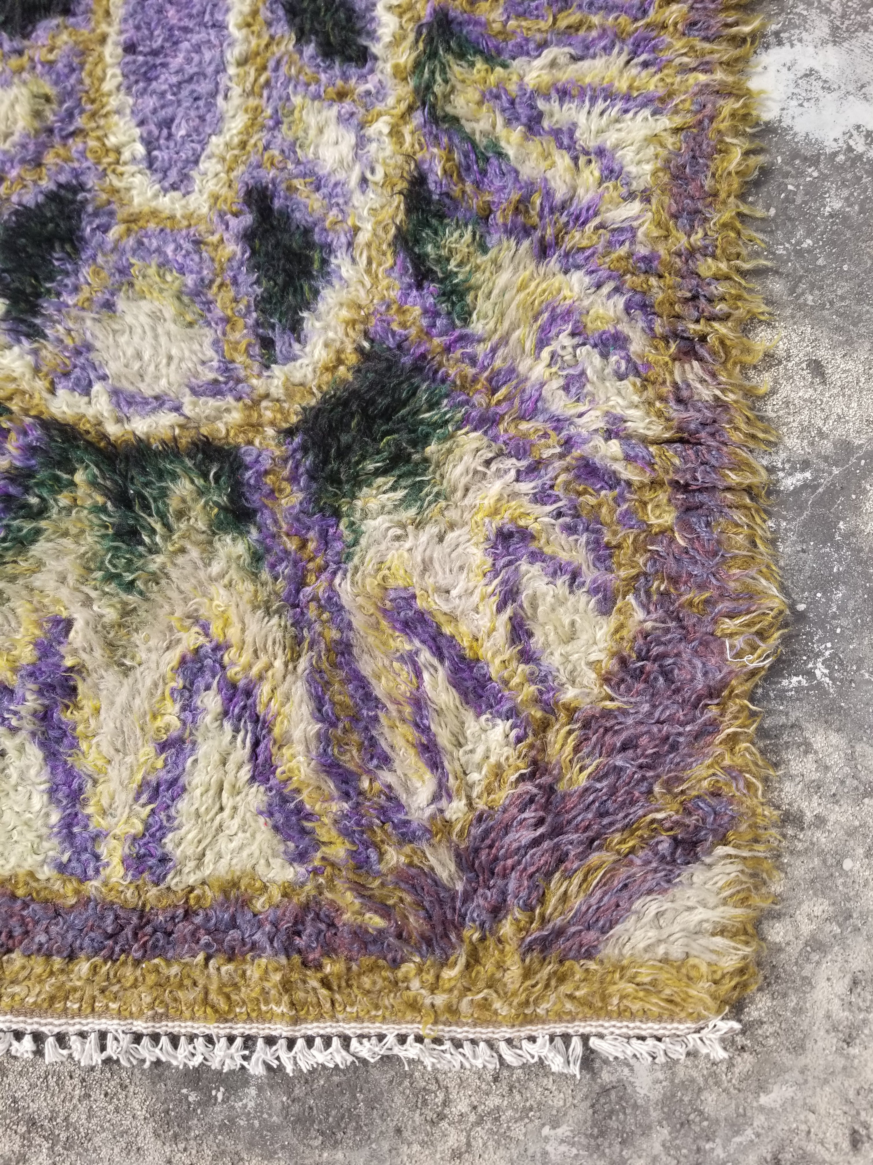 Vintage Traditional Handwoven Swedish Abstract Design Wool Rya Shag Rug 140x73cm