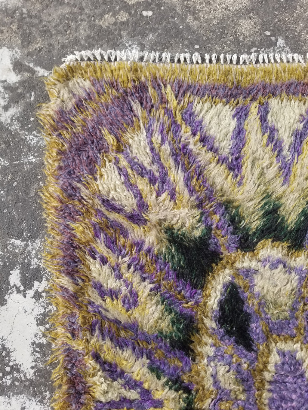 Vintage Traditional Handwoven Swedish Abstract Design Wool Rya Shag Rug 140x73cm