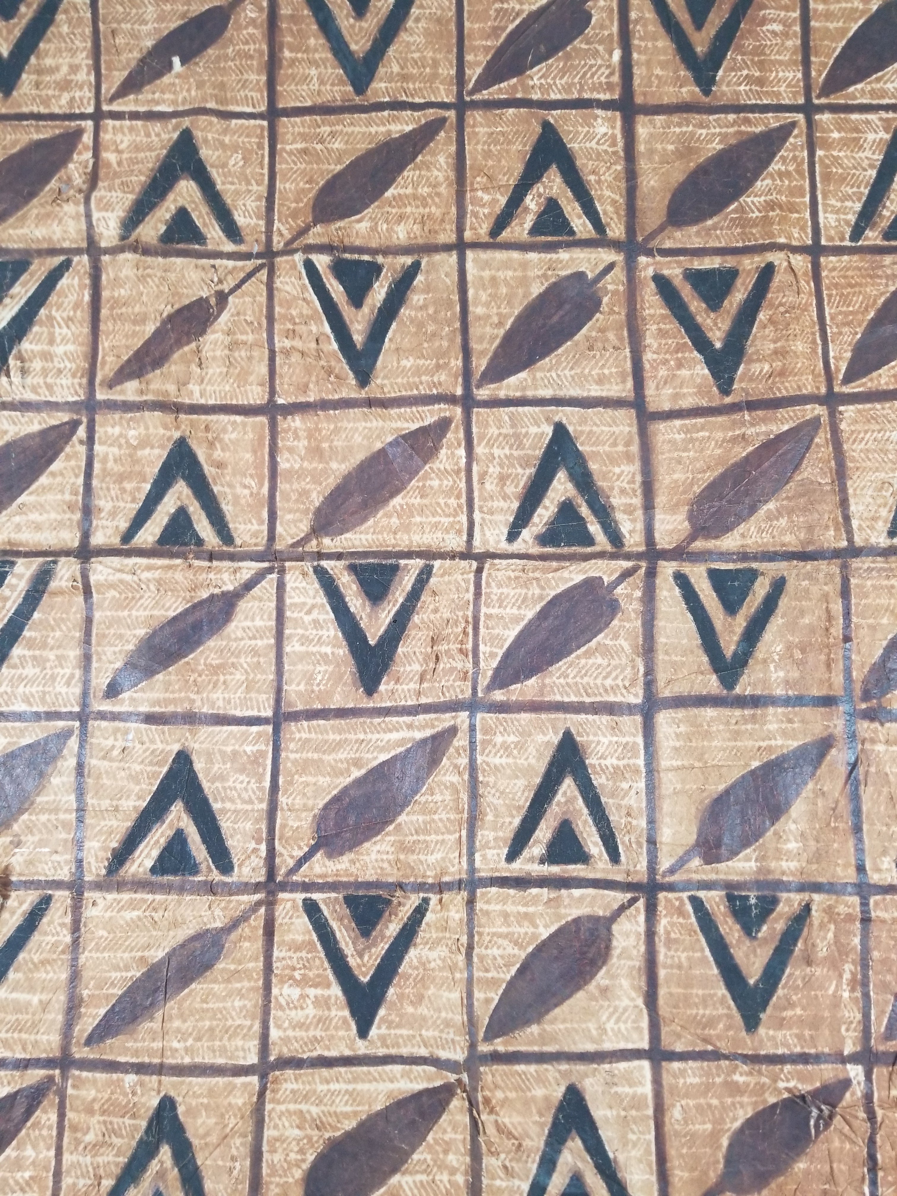 Vintage Polynesian Hand Painted Tapa Barkcloth Wall Hanging 151x126cm