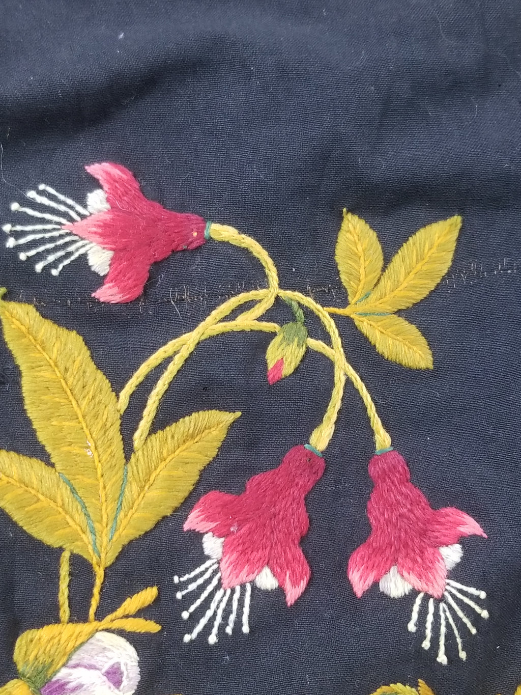 Antique French European Hand Embroidered Floral Tablecloth 168x160cm