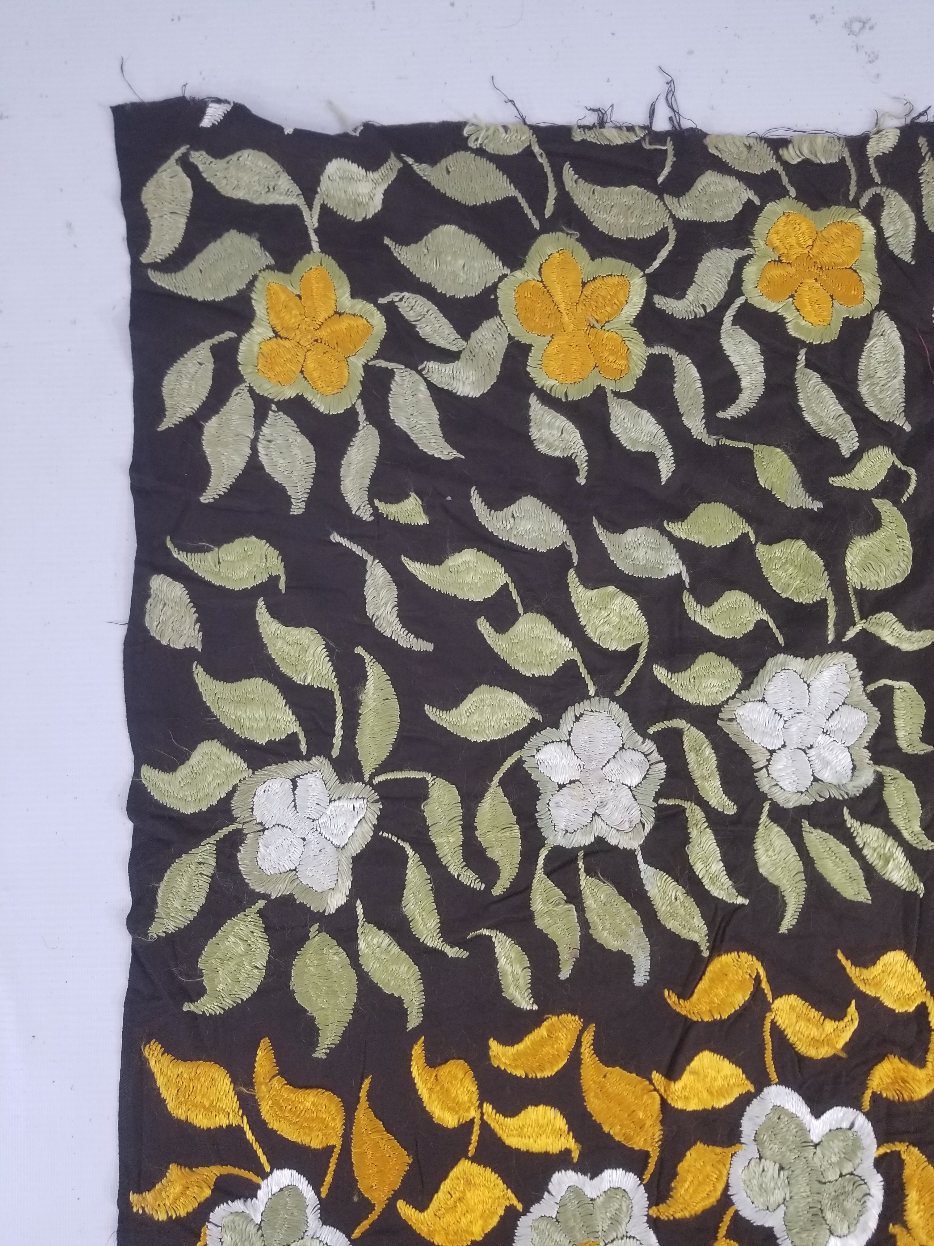 Vintage Suzani Style Floral Hand Embroidered Textile 128x80cm
