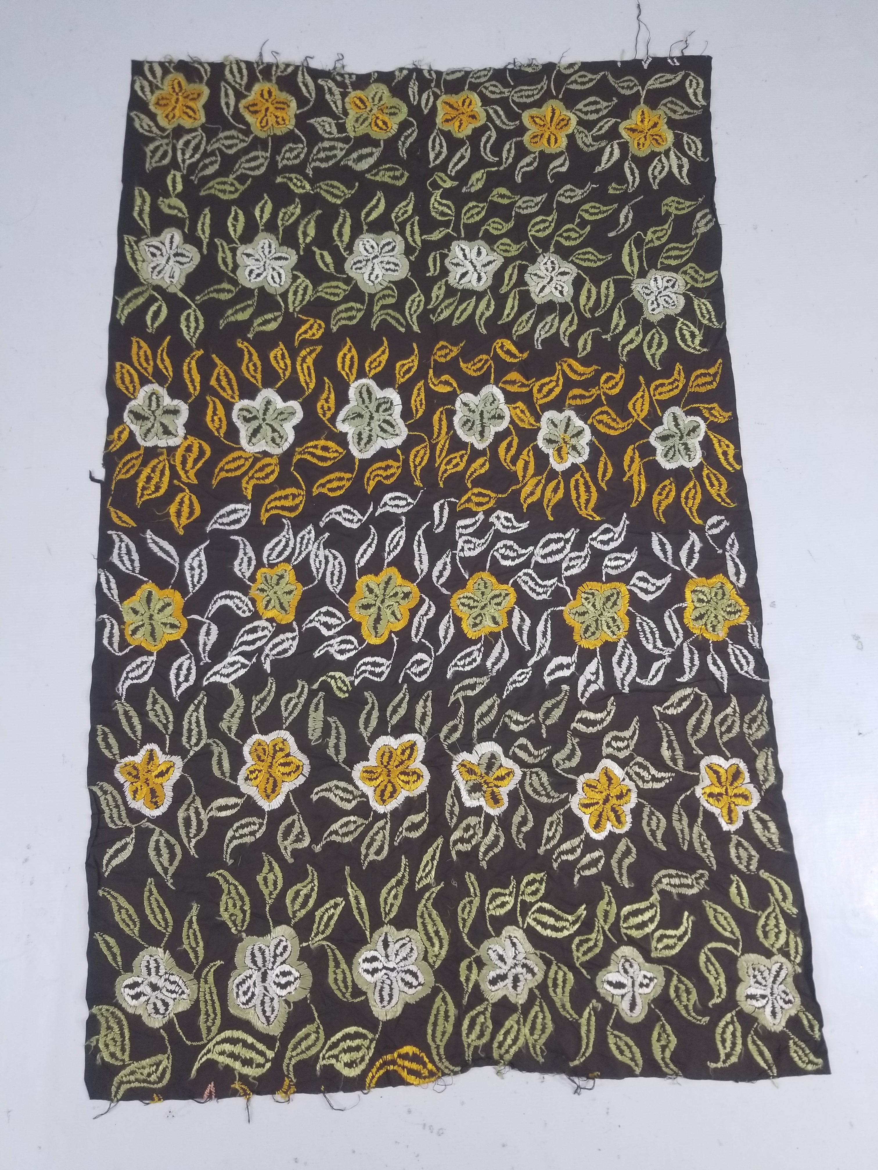 Vintage Suzani Style Floral Hand Embroidered Textile 128x80cm