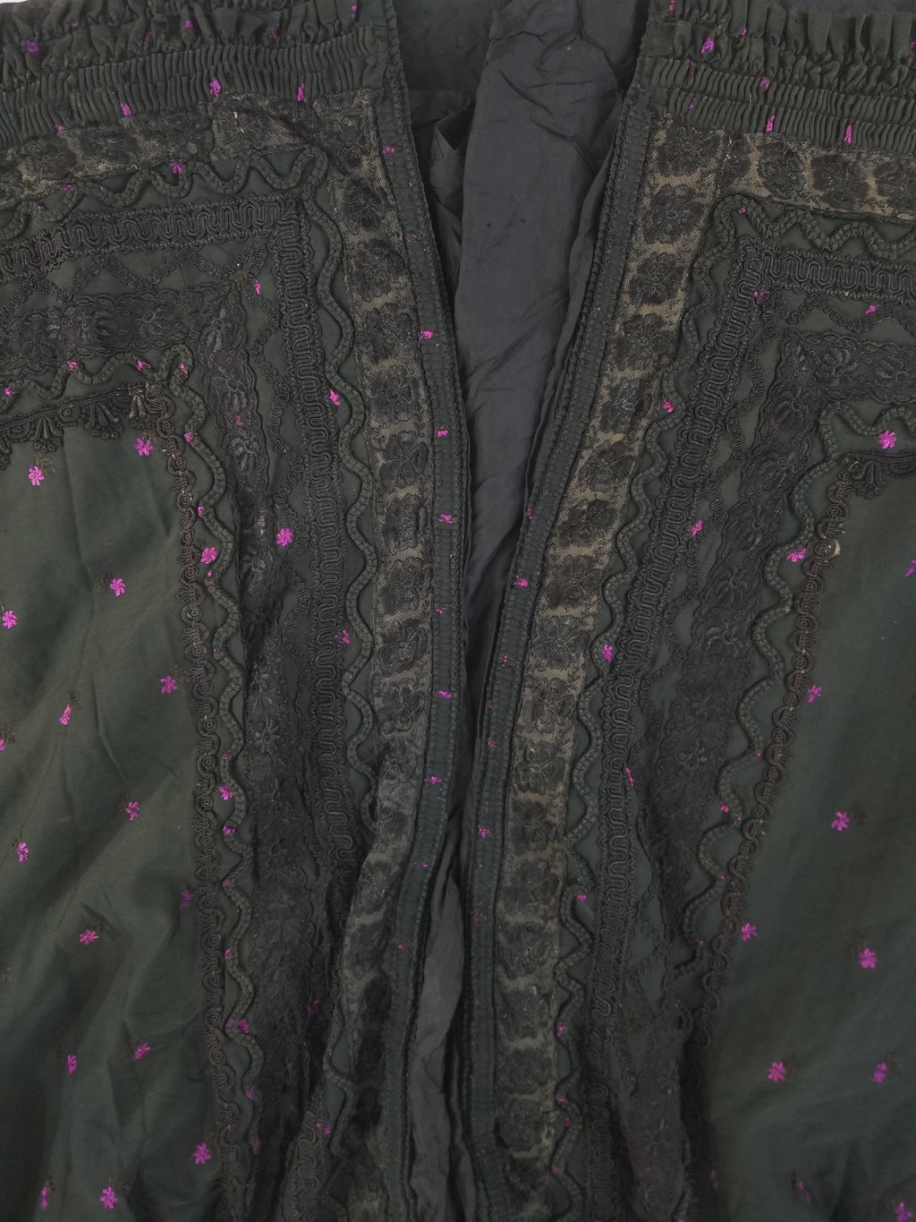 Vintage Victorian Floral Embroidery Gold Frog Closures Cape Cloak 128x118cm