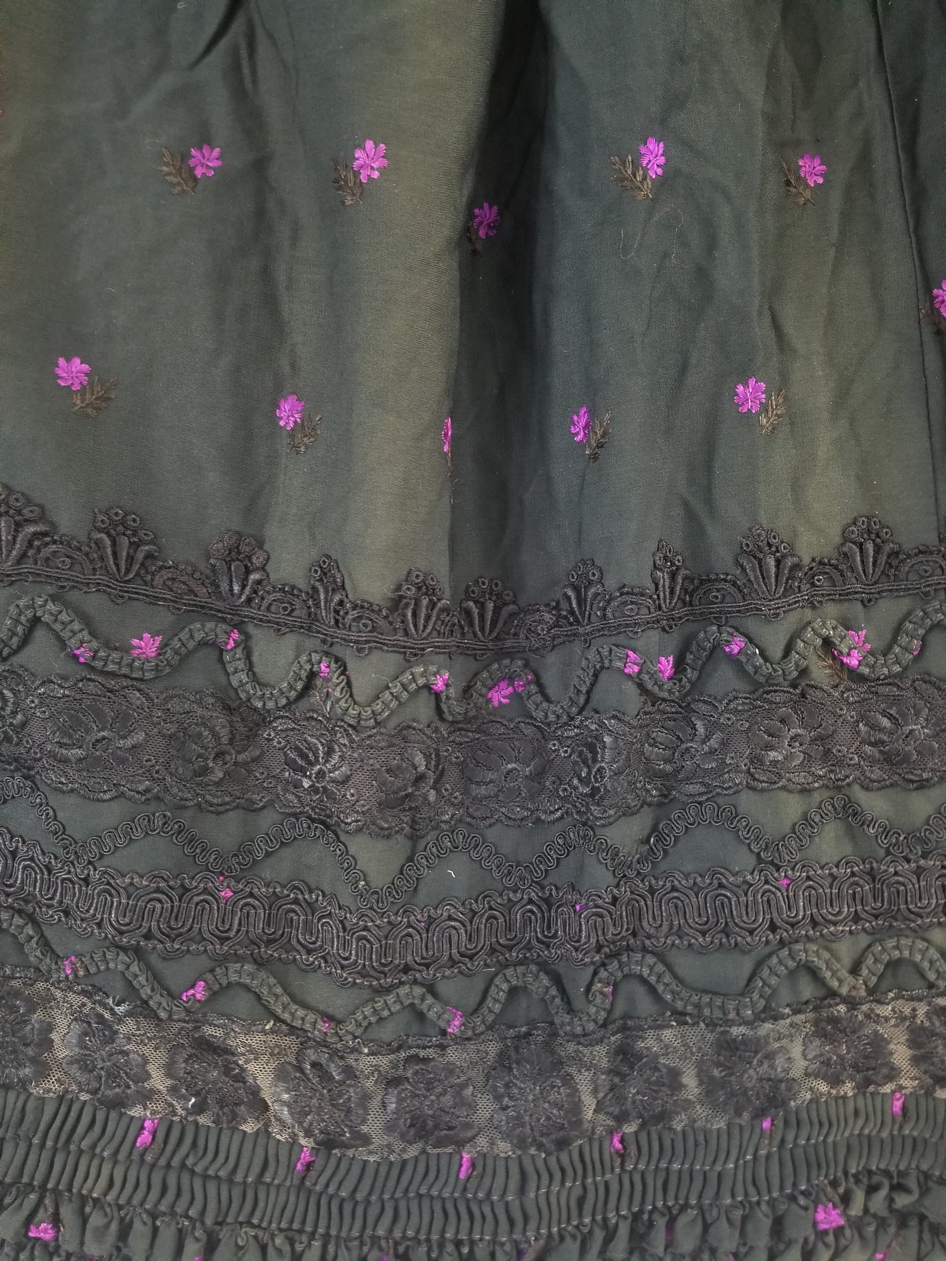 Vintage Victorian Floral Embroidery Gold Frog Closures Cape Cloak 128x118cm
