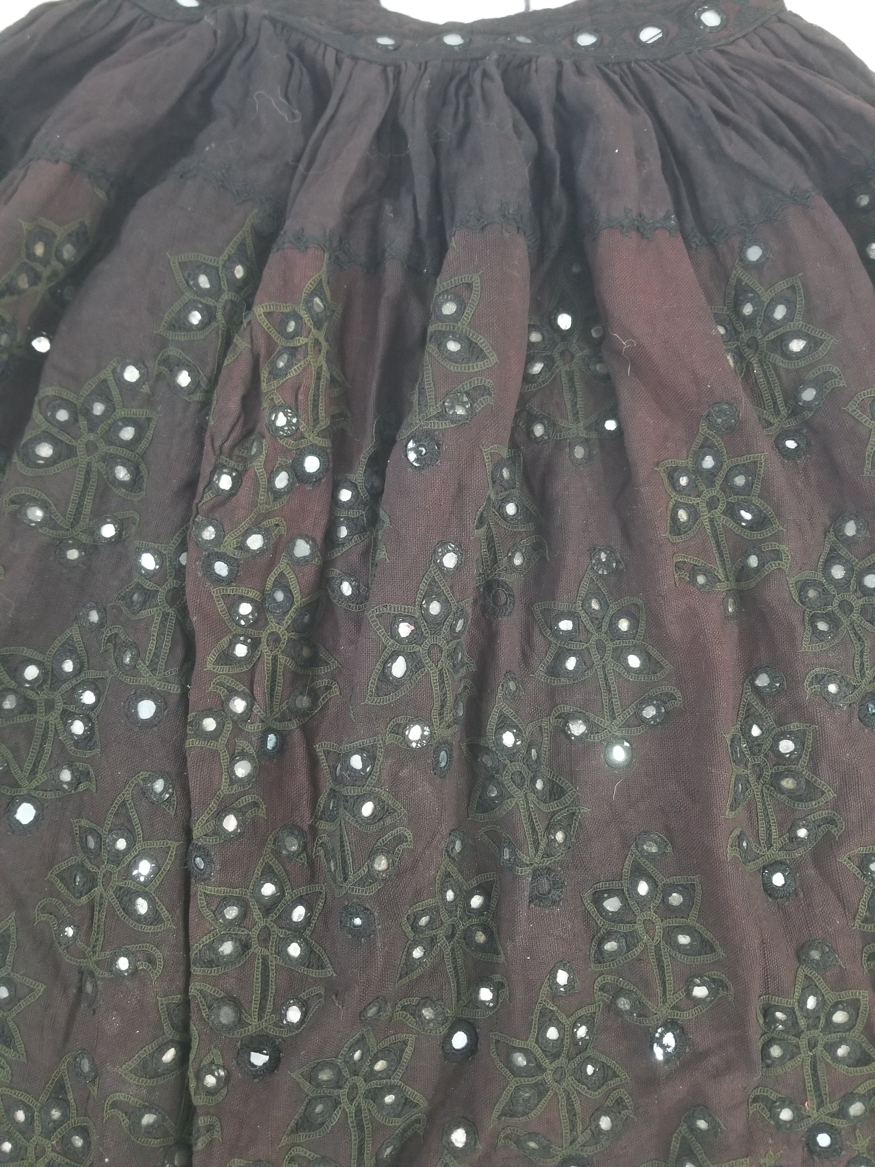 Vintage Traditional Indian Embroidered Mirrorwork Mini Skirt 78x71cm