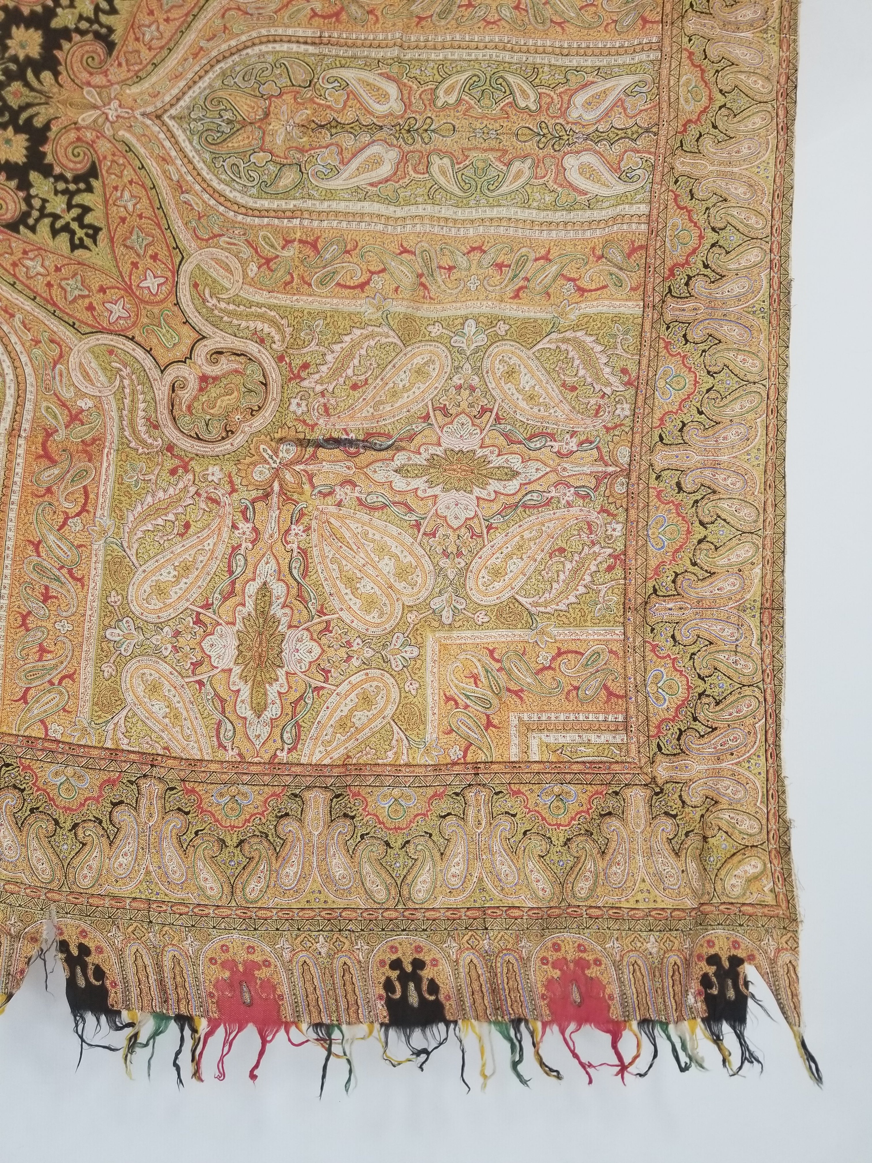 Antique Traditional Indian Paisley Woven Wool Shawl 161x158cm