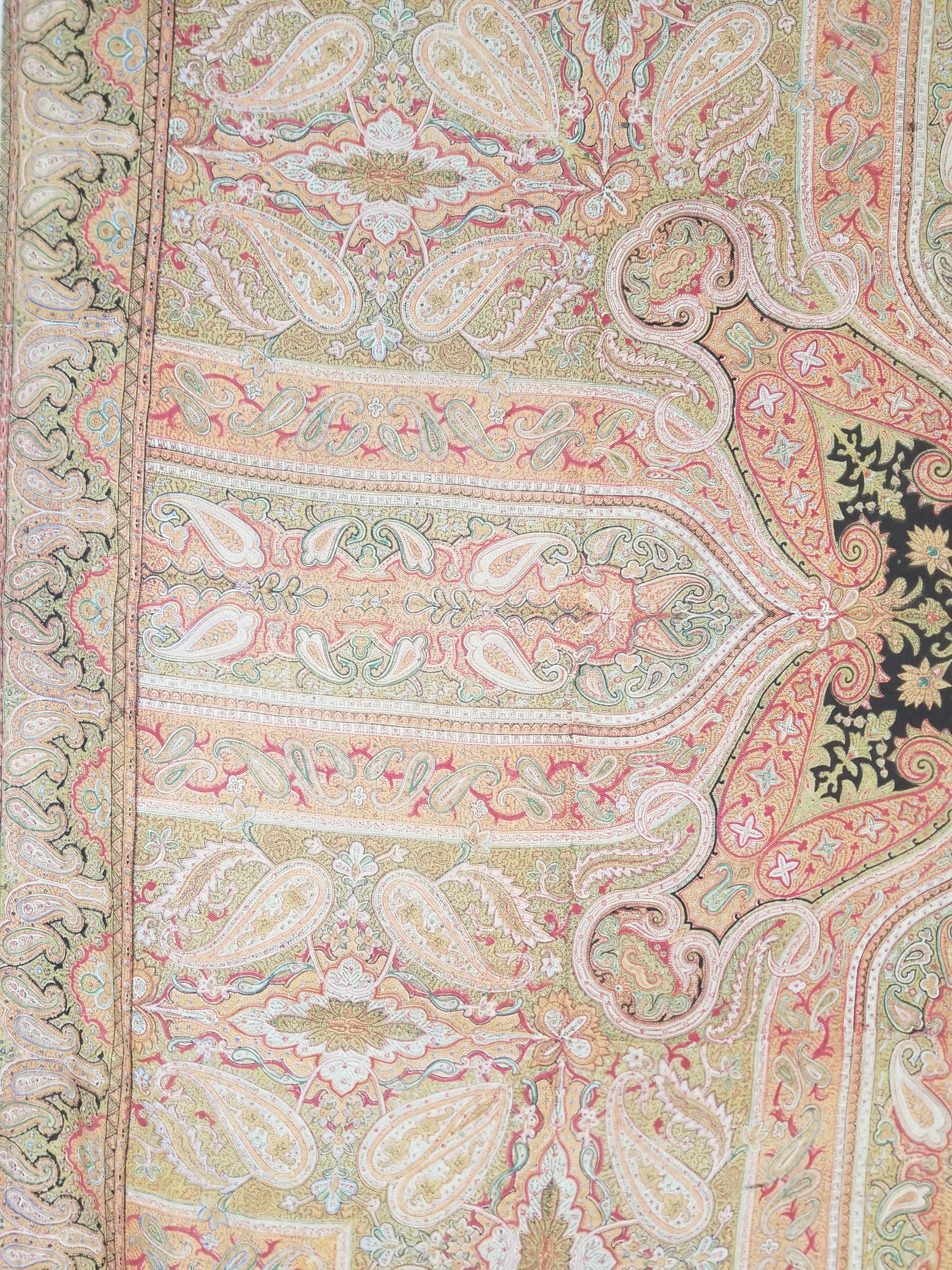 Antique Traditional Indian Paisley Woven Wool Shawl 161x158cm