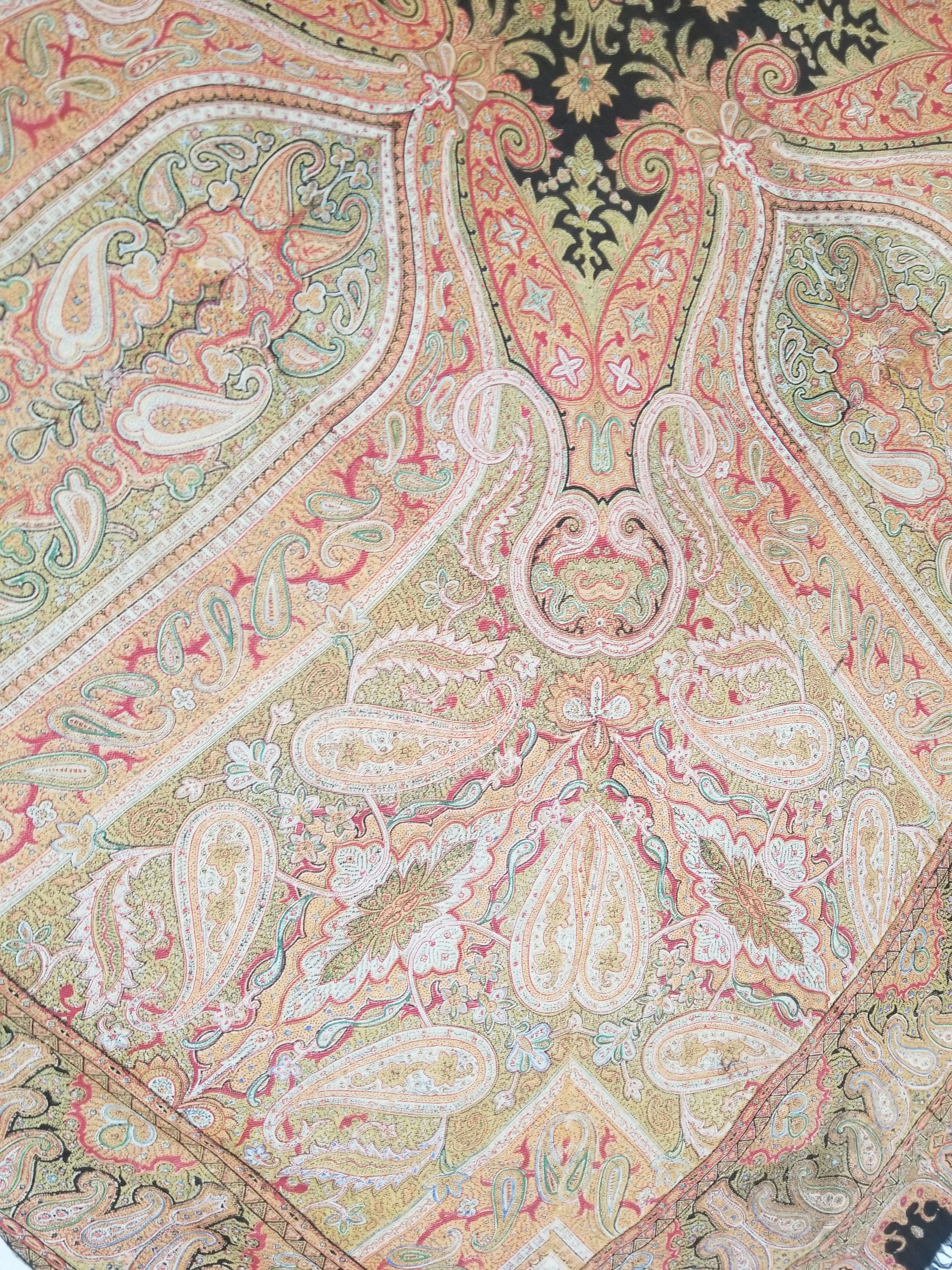 Antique Traditional Indian Paisley Woven Wool Shawl 161x158cm