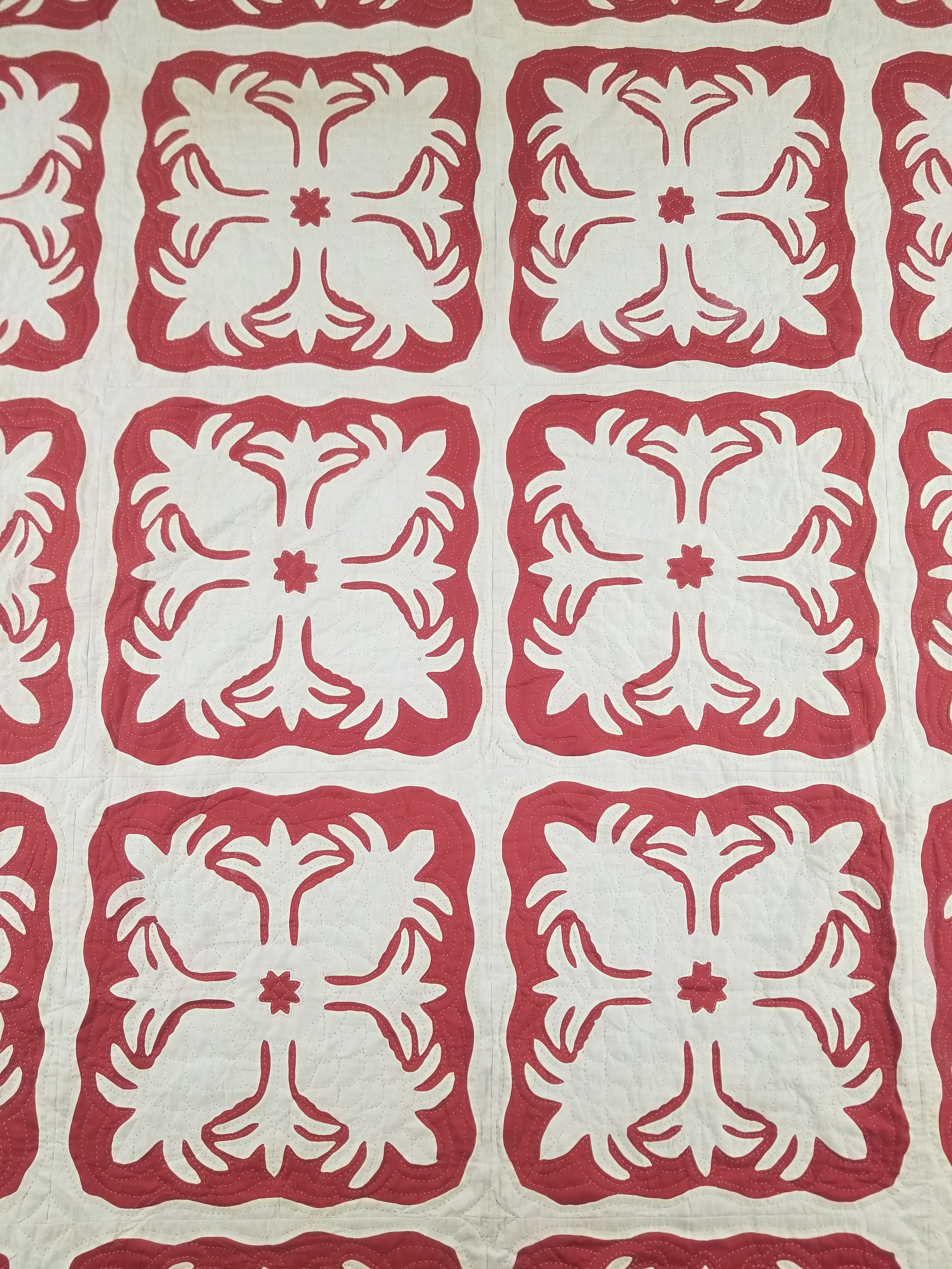 Vintage Traditional Hawaiian Style Hand Applique Quilted Bedspread 267x213cm