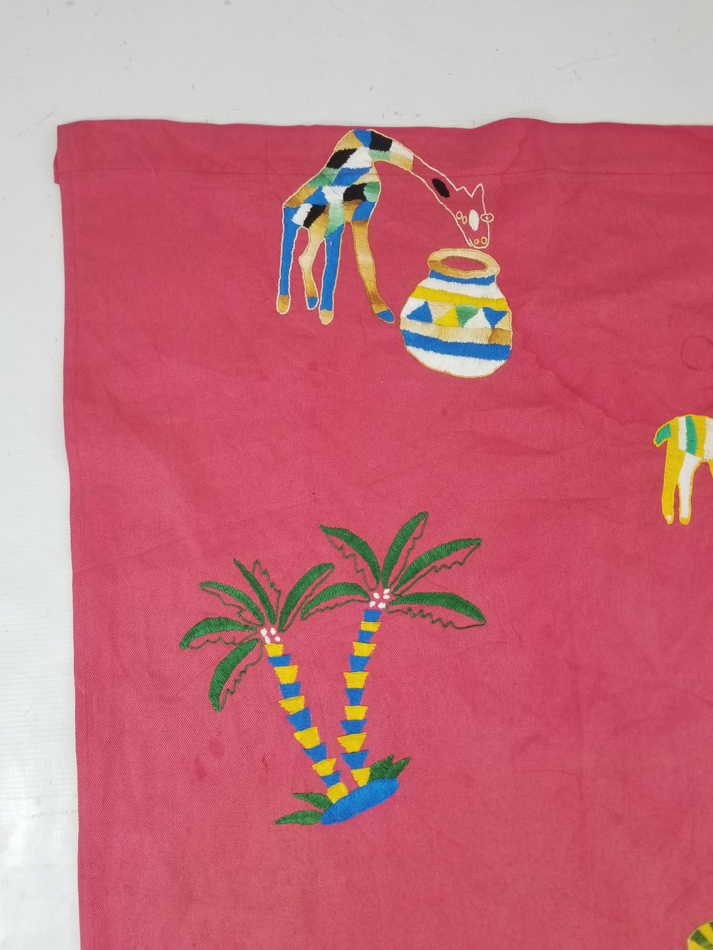 Vintage Traditional African Folk Embroidered Animals Motif Wall Hanging 149x97cm