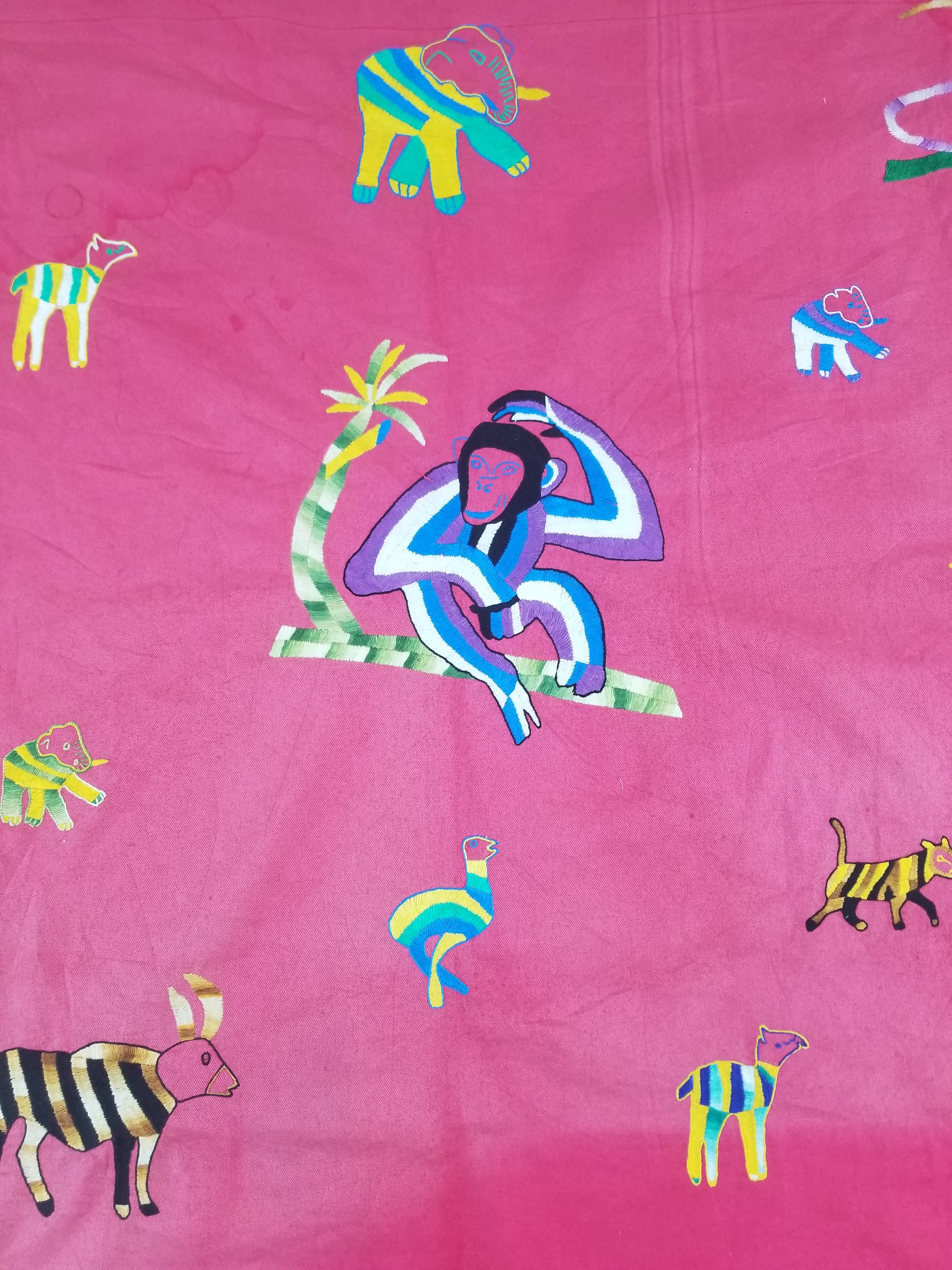 Vintage Traditional African Folk Embroidered Animals Motif Wall Hanging 149x97cm