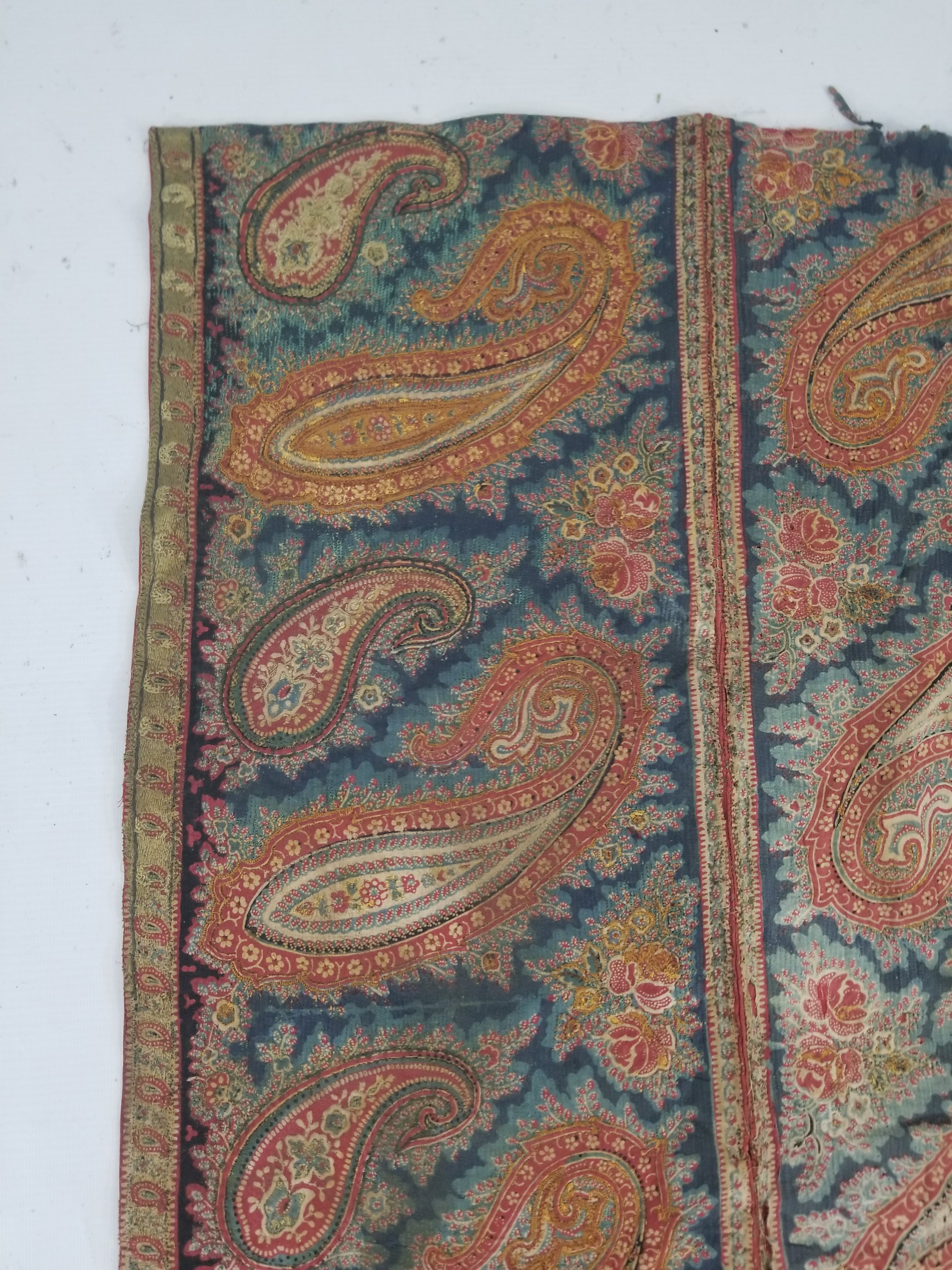 Vintage French Kashmiri Inspired Paisley Woven Wool Textile 106x55cm