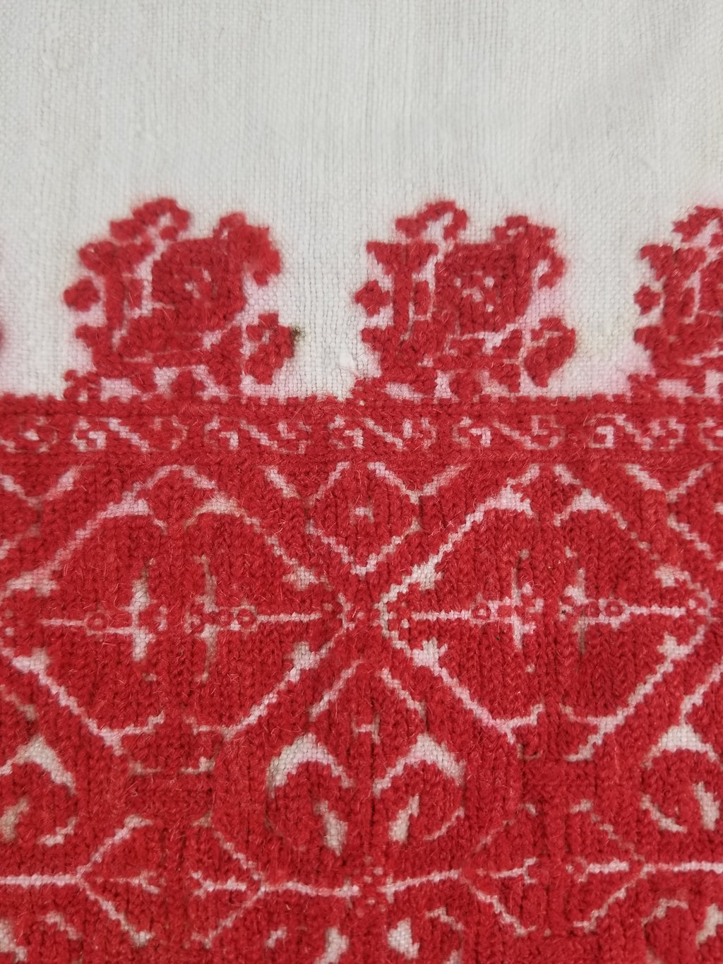 Vintage Traditional Ukrainian Rushnyk Folk Art Embroidered Textile 207x50cm