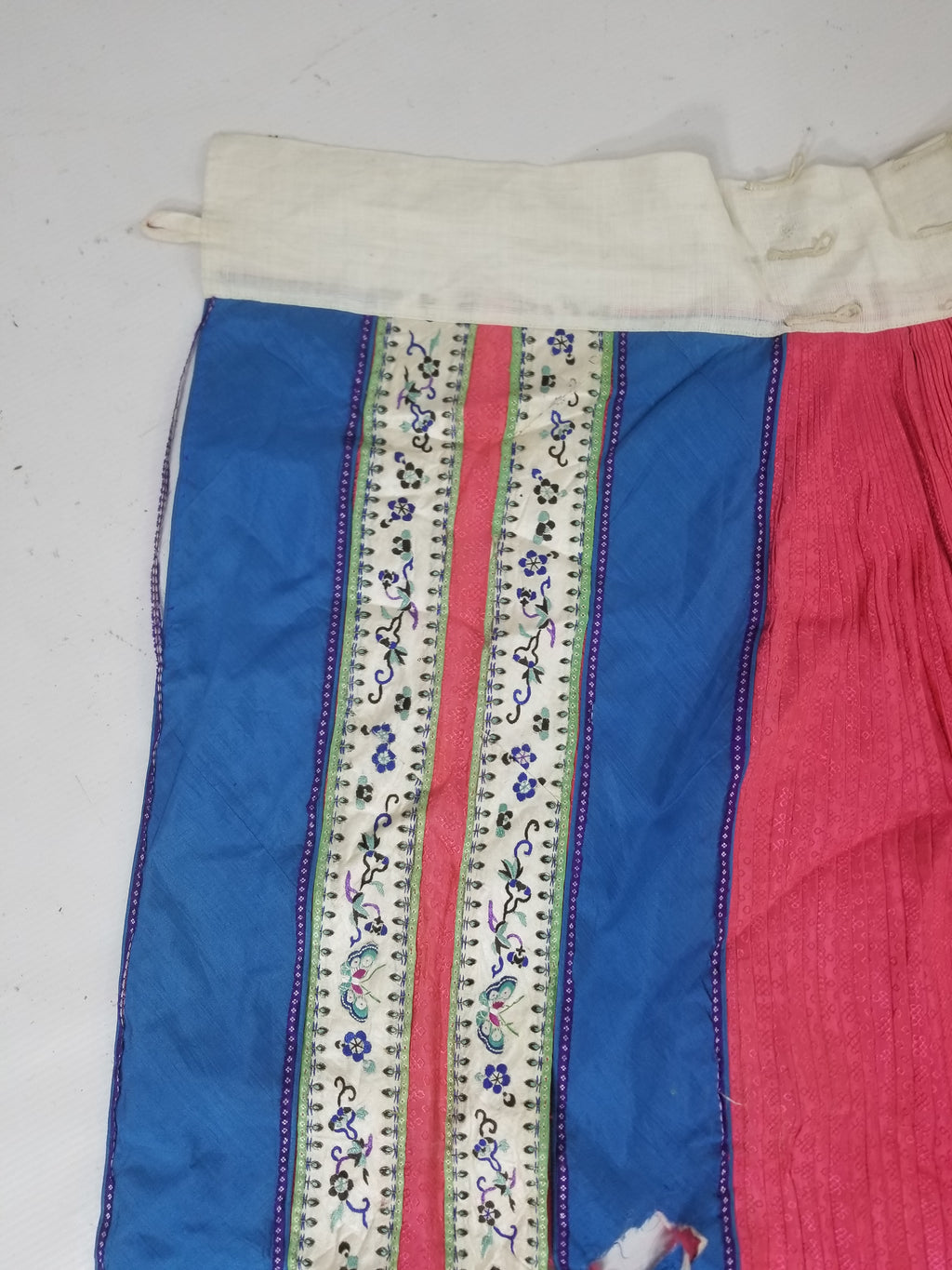 Vintage Chinese Folk Embroidered Butterfly & Floral Pleated Wrap Skirt 110x94cm