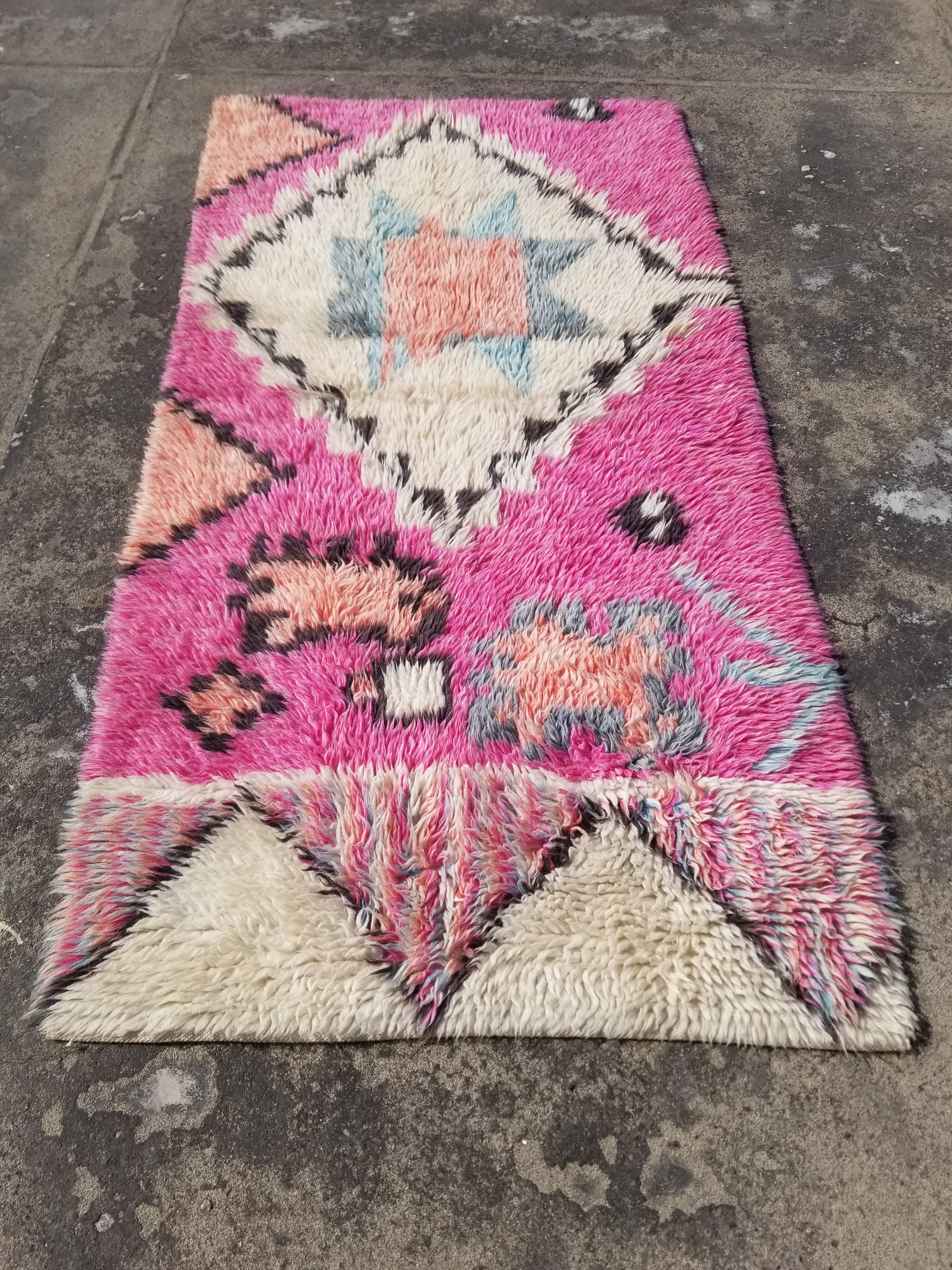 Vintage Traditional Handmade Moroccan Boujad Star & Diamond Shaggy Wool Multicolor Rug 224x117cm