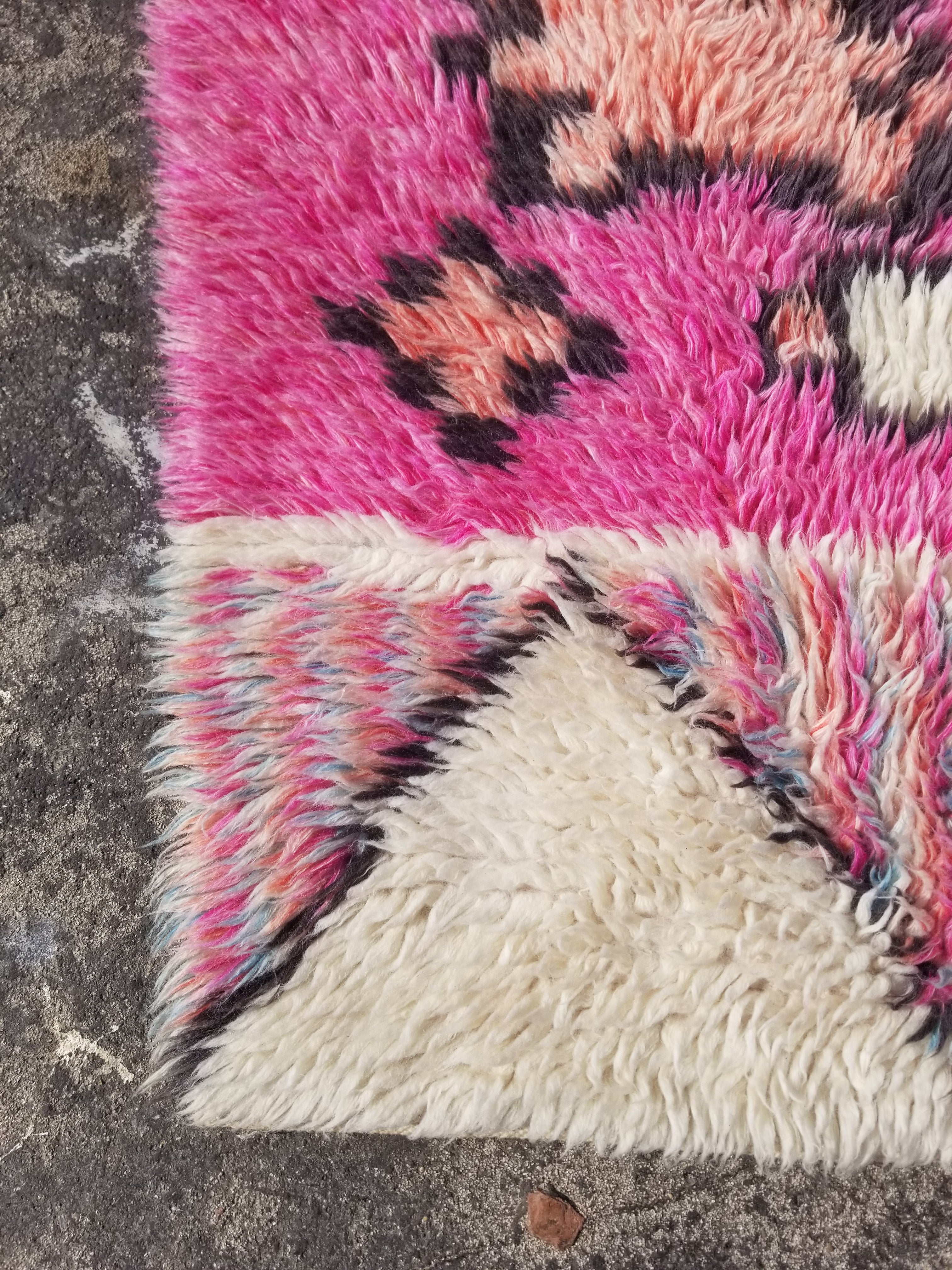 Vintage Traditional Handmade Moroccan Boujad Star & Diamond Shaggy Wool Multicolor Rug 224x117cm