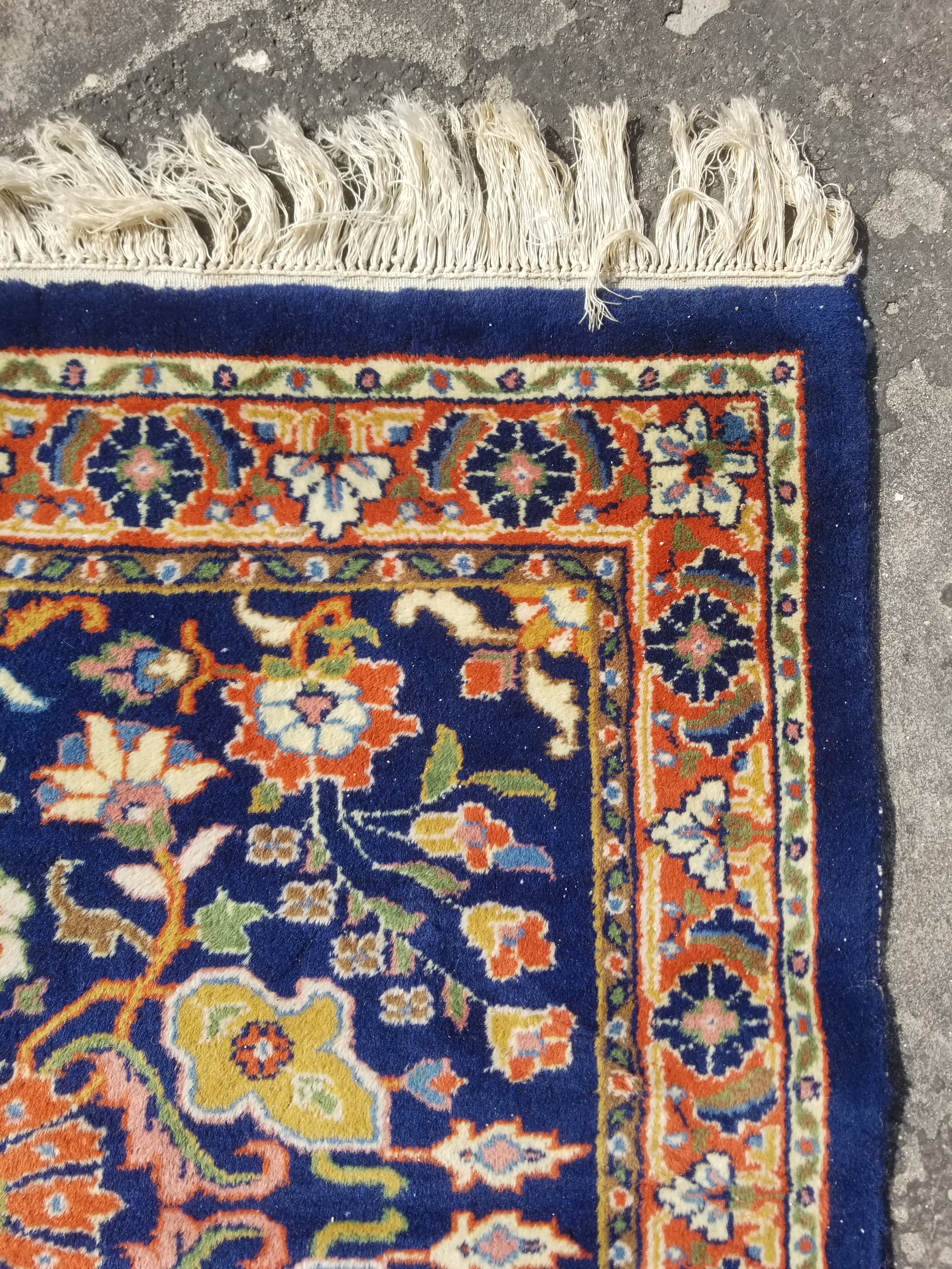 Vintage Traditional Handmade Kashan Floral Medallion Multicolor Wool Rug 93x92cm