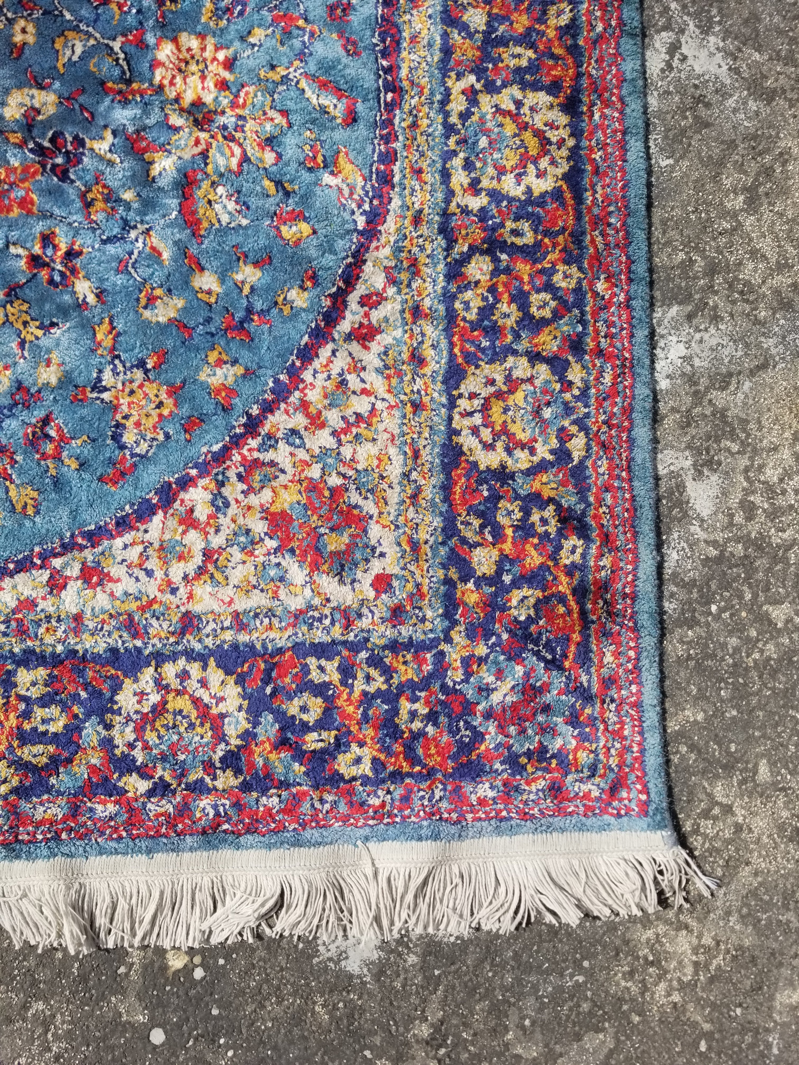 Distressed Vintage Traditional Handmade Isfahan Floral Medallion Multicolor Wool Rug 179x112cm