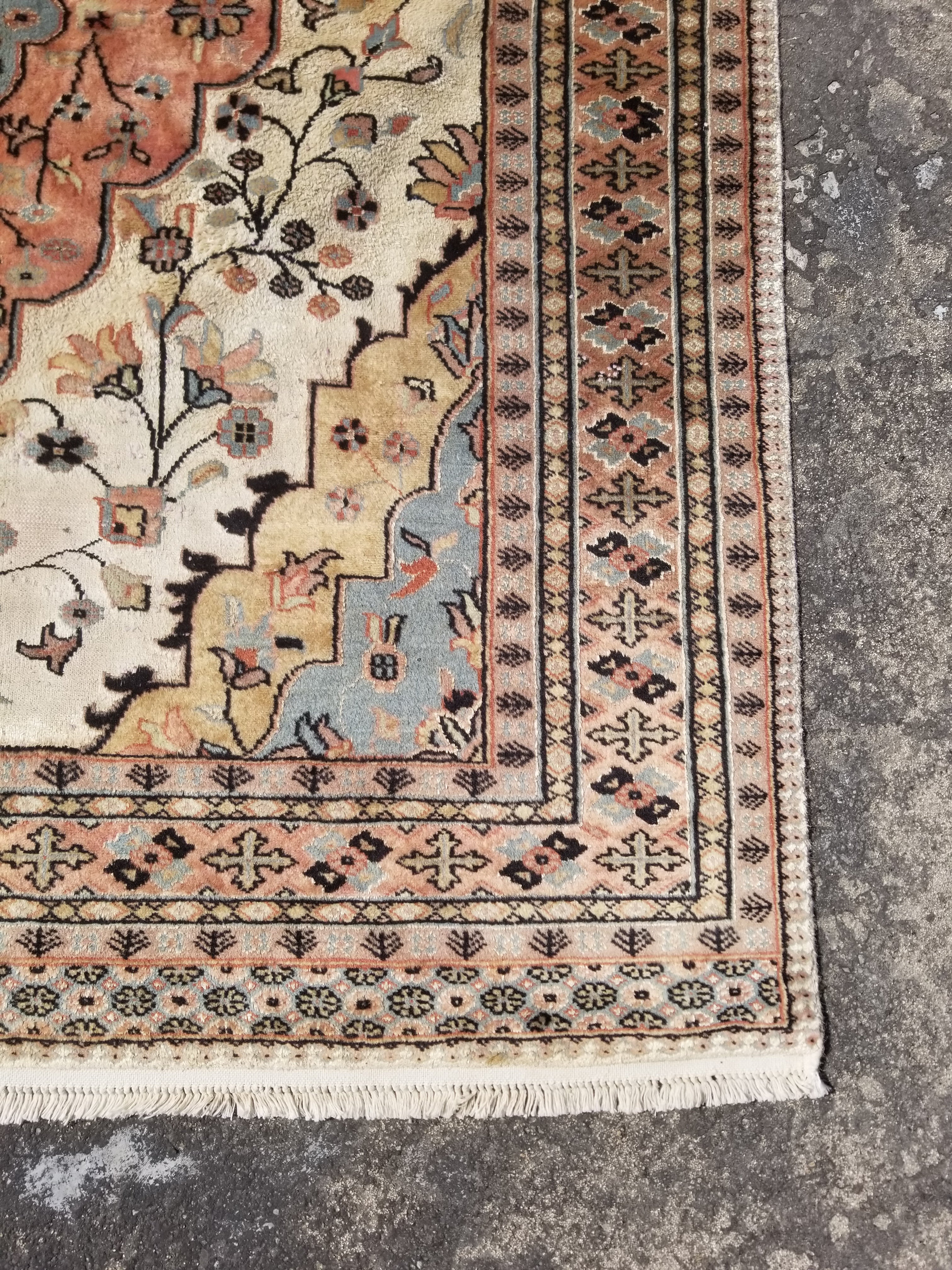 Vintage Traditional Handmade Herati Wool Multicolor Rug 197x135cm