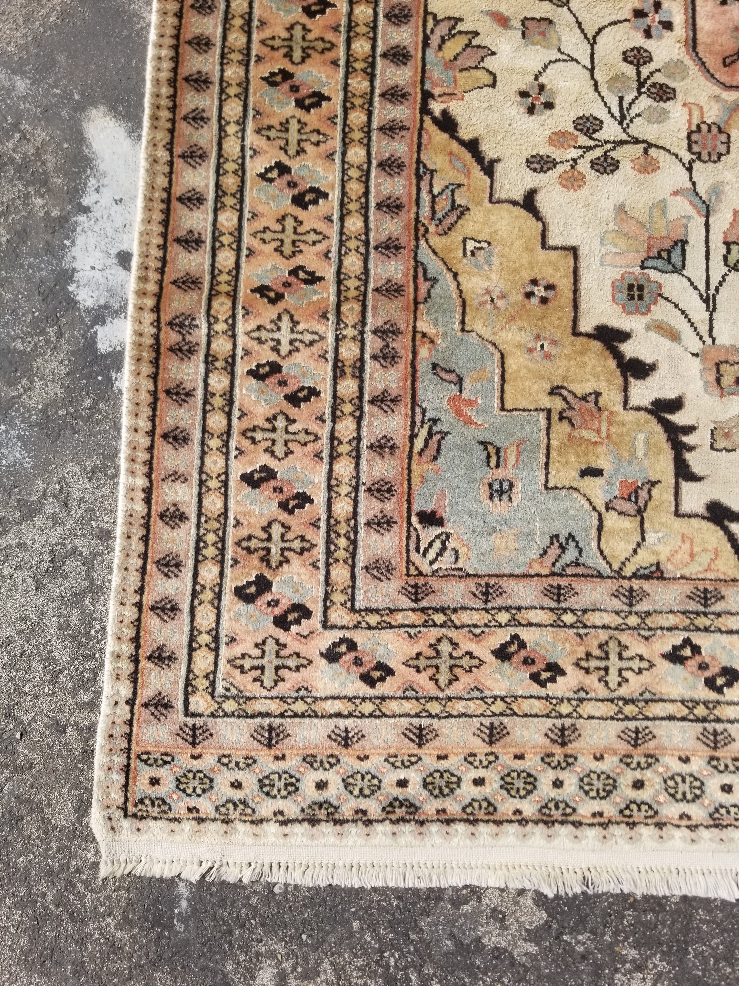 Vintage Traditional Handmade Herati Wool Multicolor Rug 197x135cm