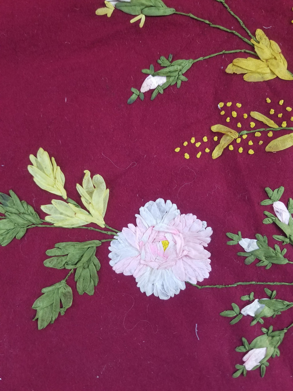 Vintage European Ribbonwork Embroidered Floral Tablecloth 120x120cm
