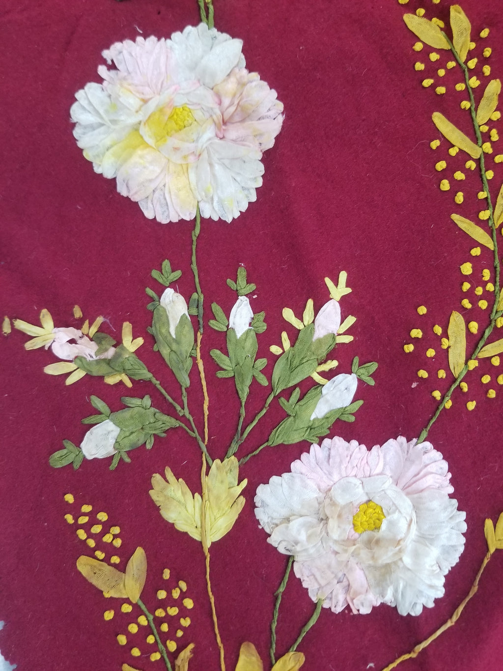 Vintage European Ribbonwork Embroidered Floral Tablecloth 120x120cm