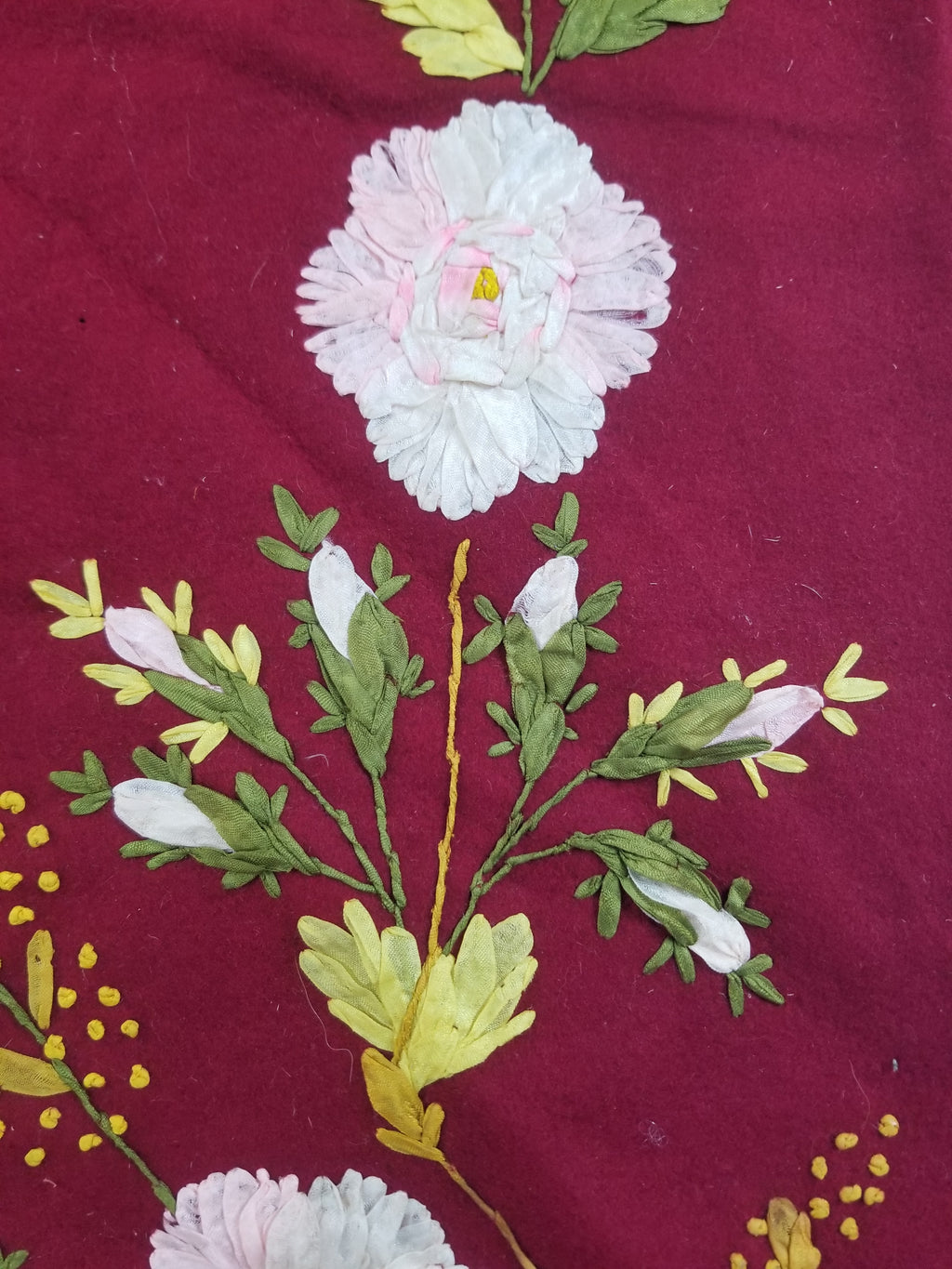 Vintage European Ribbonwork Embroidered Floral Tablecloth 120x120cm